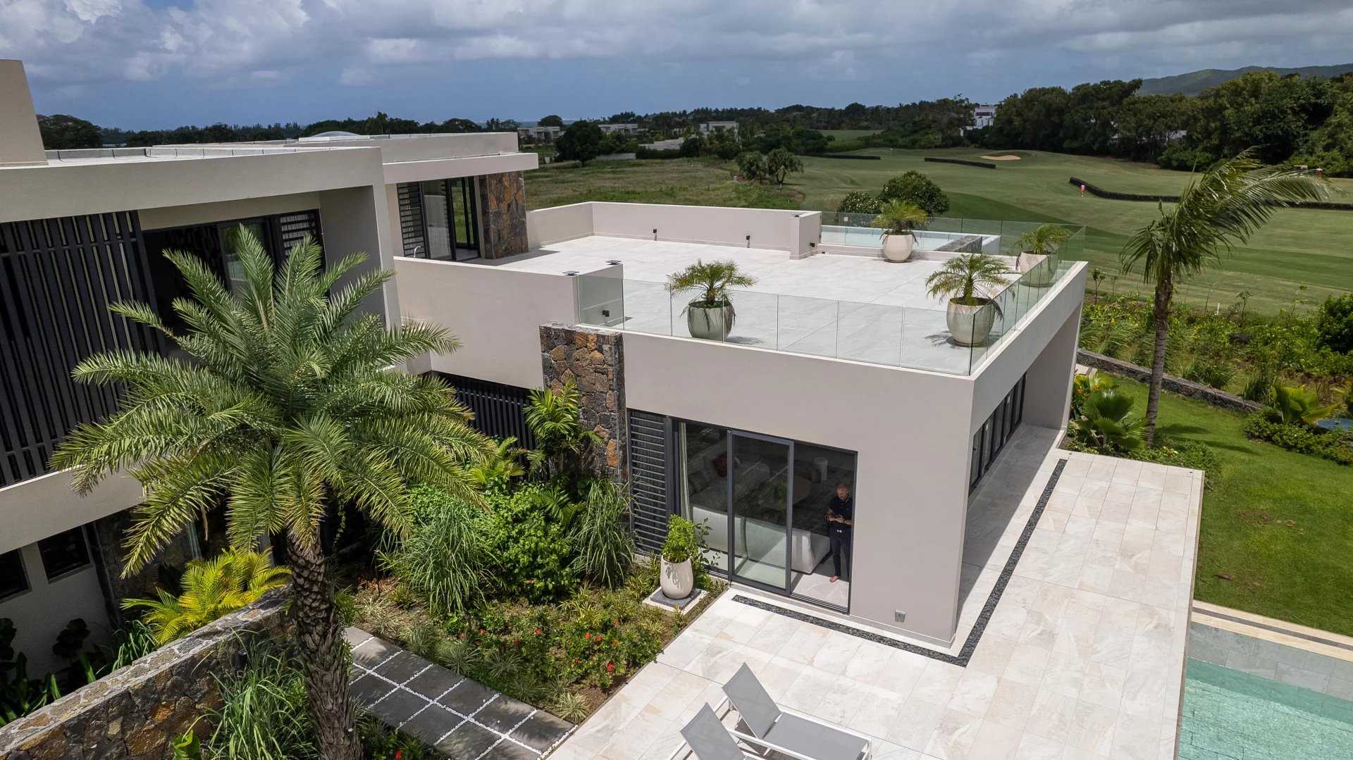 Villa Beau Champ  -  ref 82269603 (picture 1)