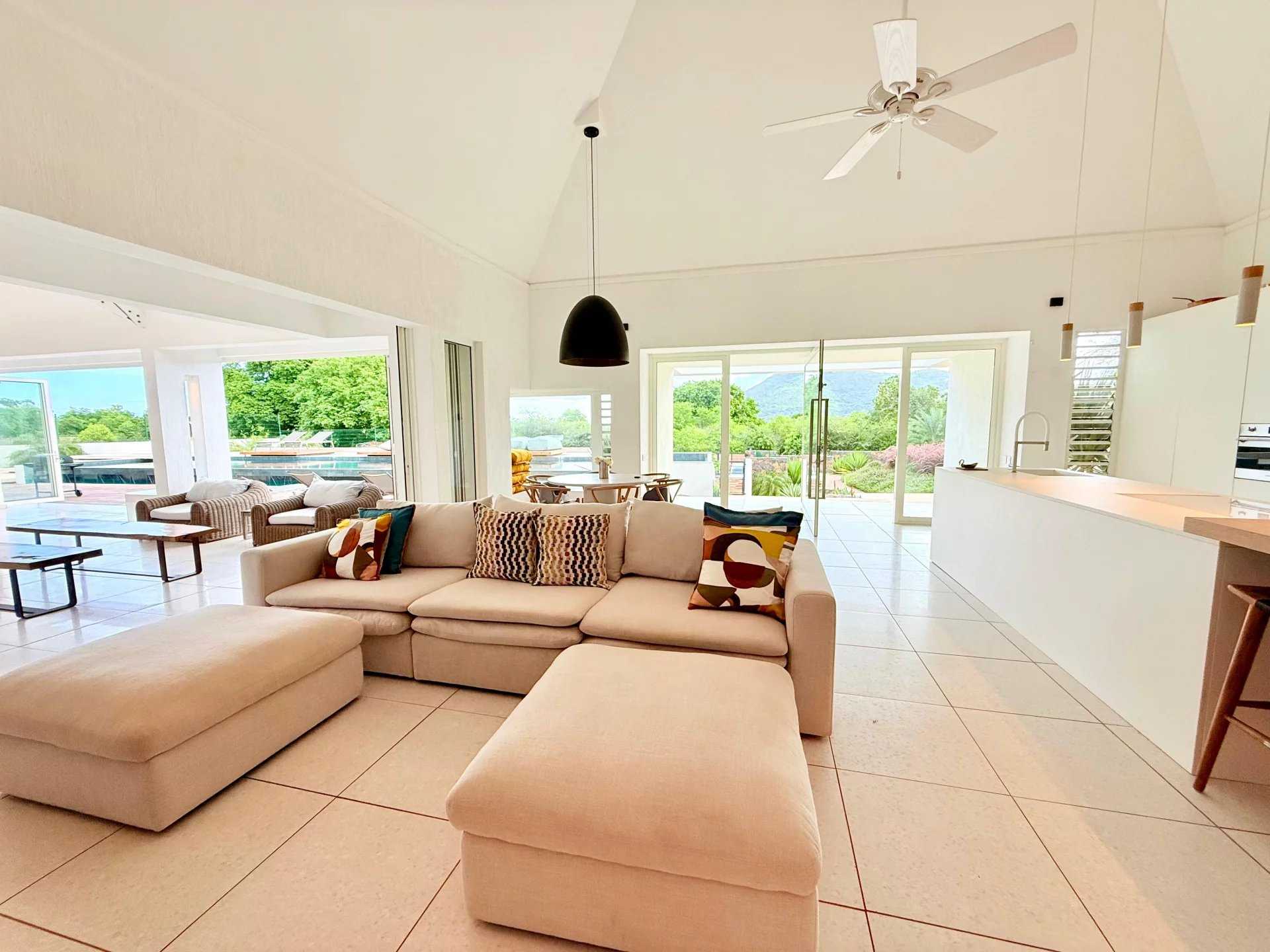 Villa Petite Rivière Noire  -  ref 85796171 (picture 2)