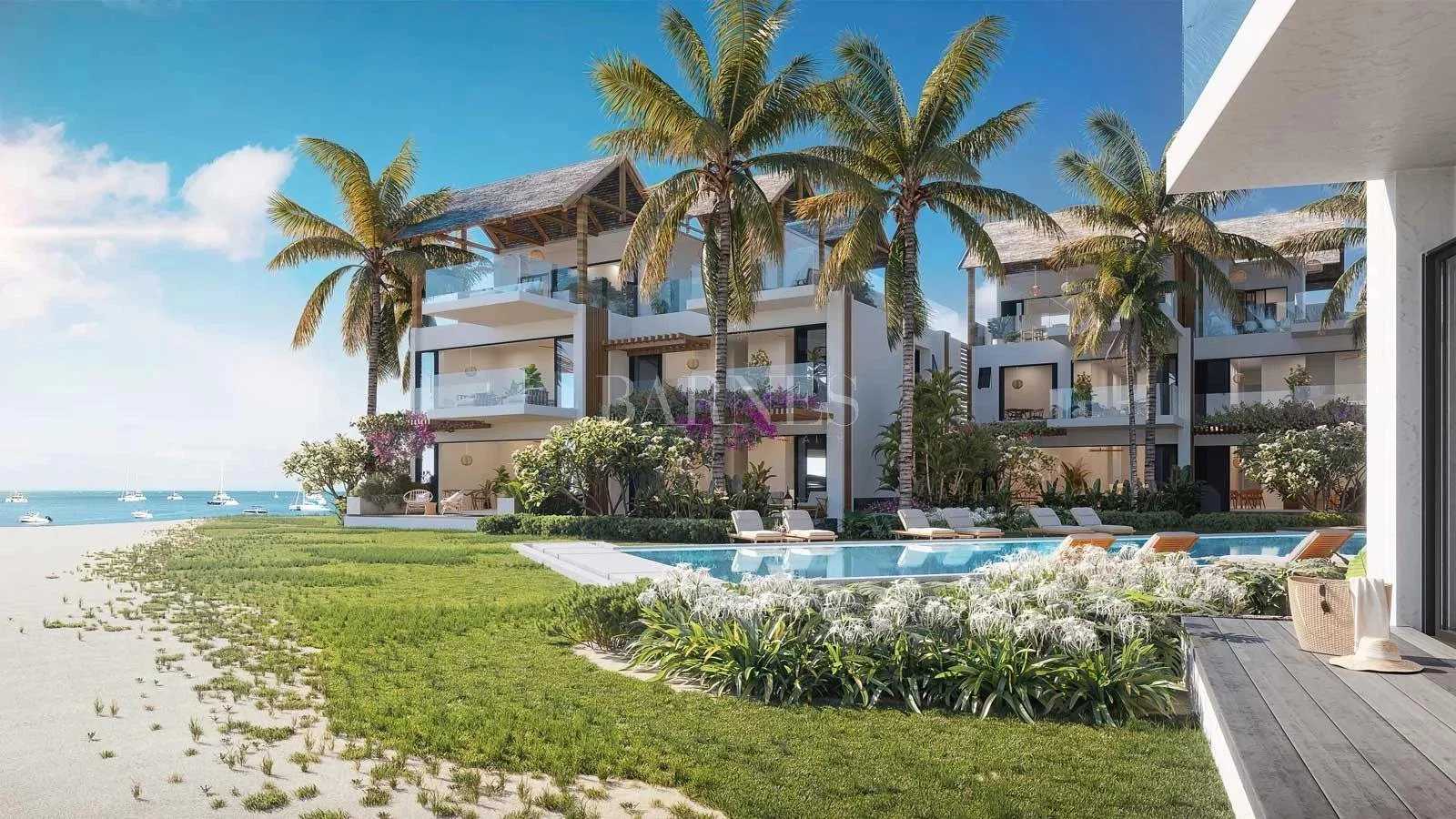 BLACK RIVER - Off-plan - New program - 31 beachfront apartments and penthouses Rivière Noire  -  ref 7315715 (picture 1)