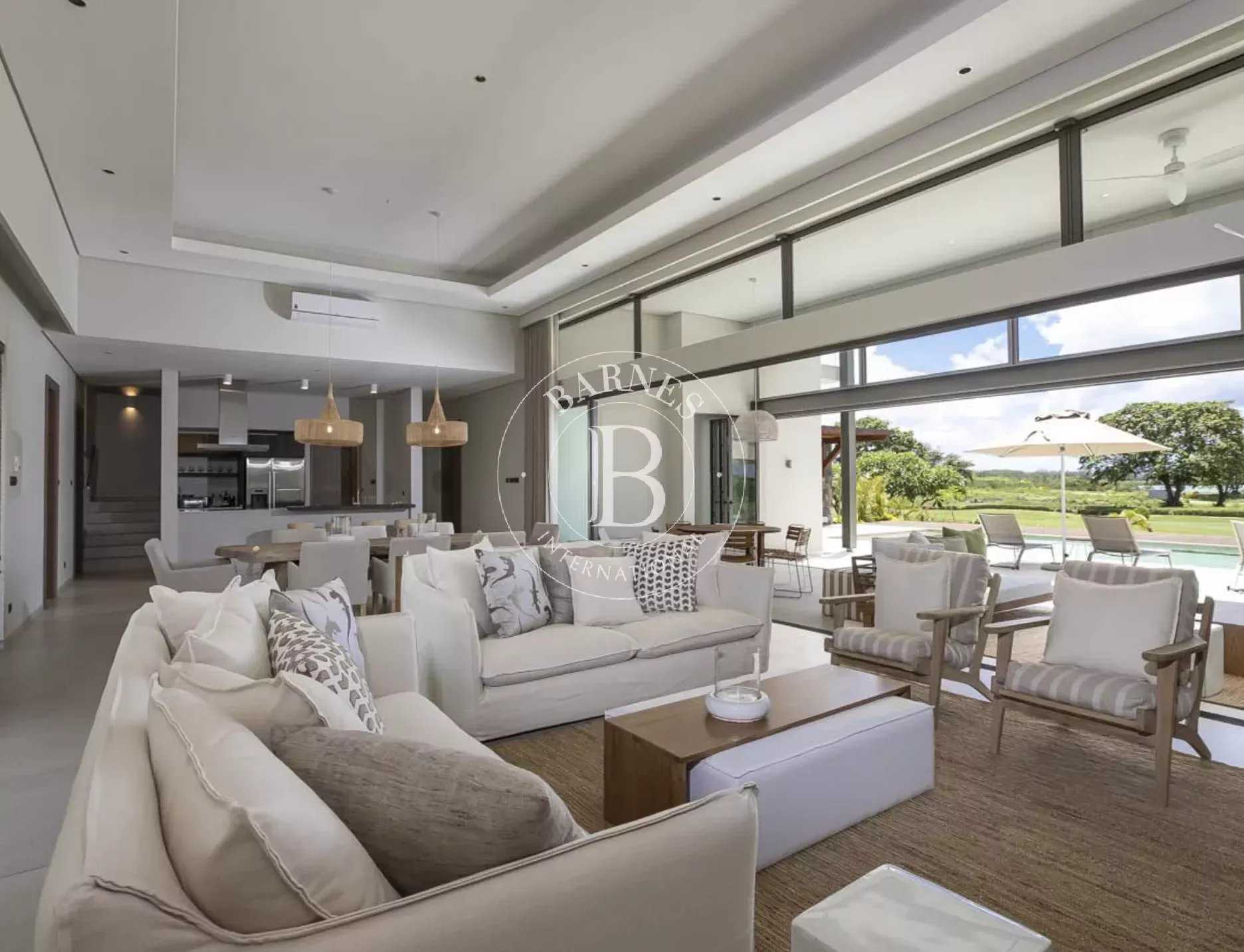 Property Beau Champ  -  ref 83558552 (picture 3)