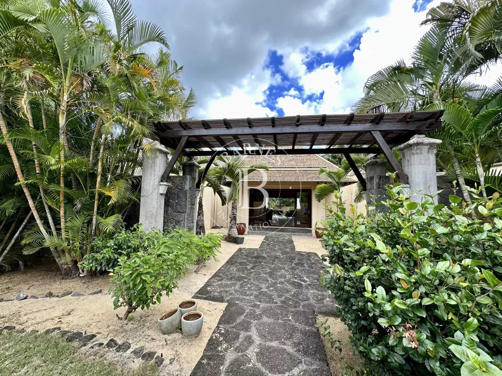 Villa Tamarin  -  ref 83173284 (picture 3)