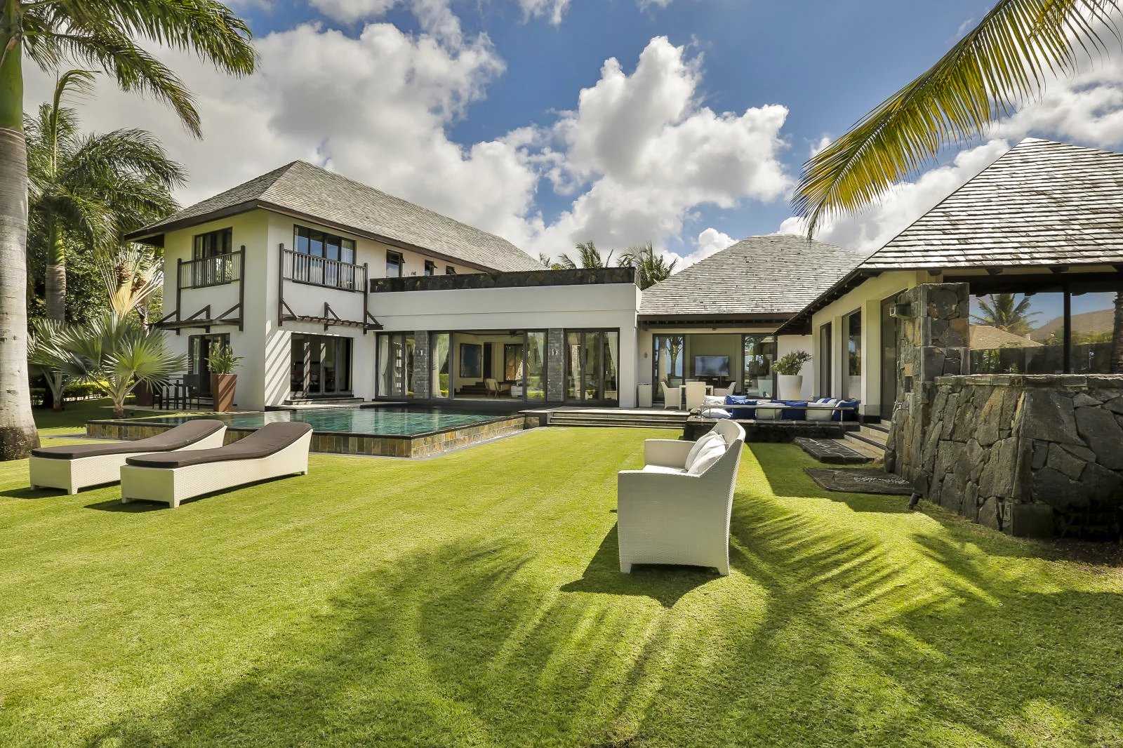 Villa Beau Champ  -  ref 5282616 (picture 2)