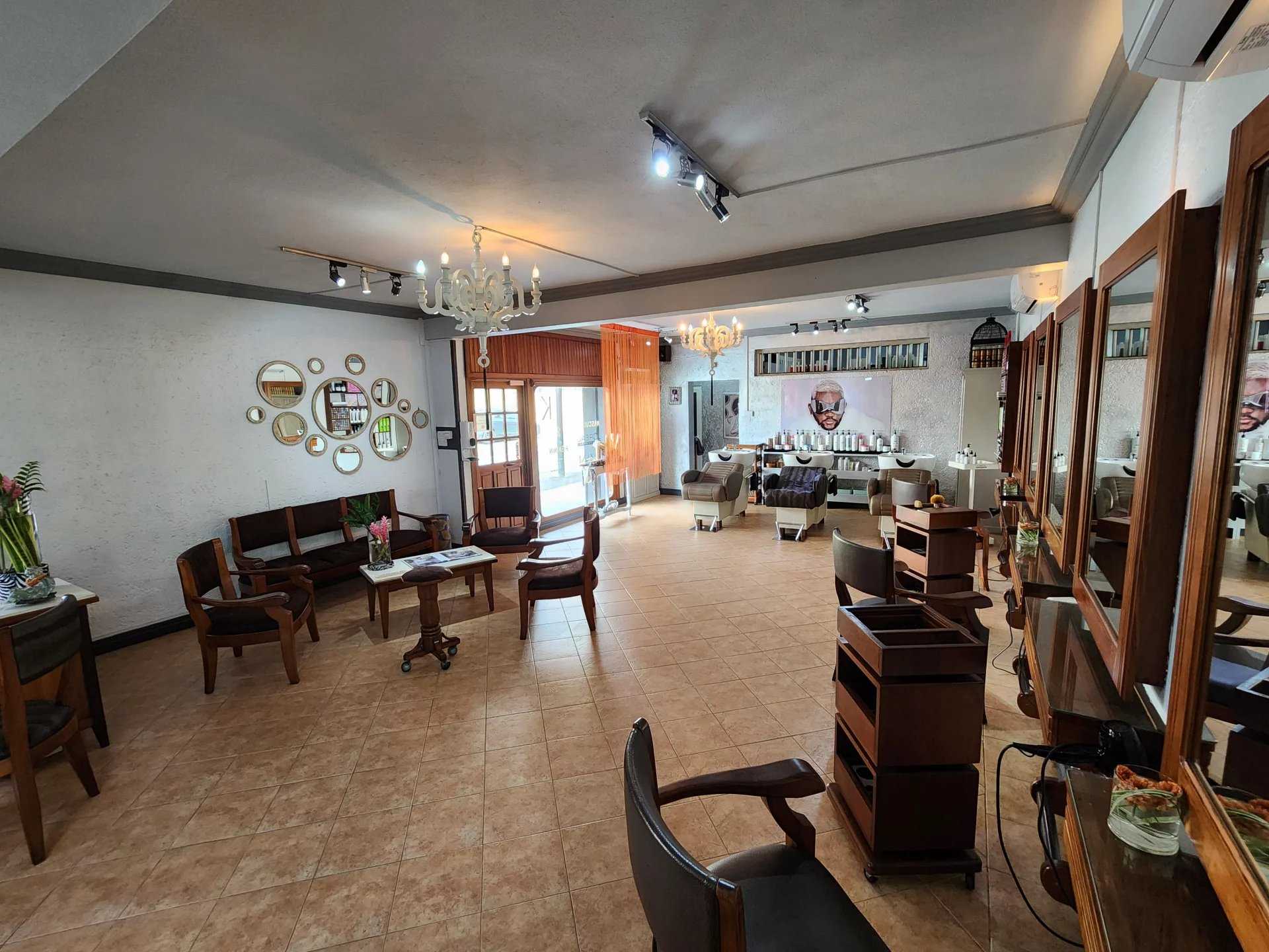 Immeuble Rose-Hill  -  ref 84956460 (picture 3)