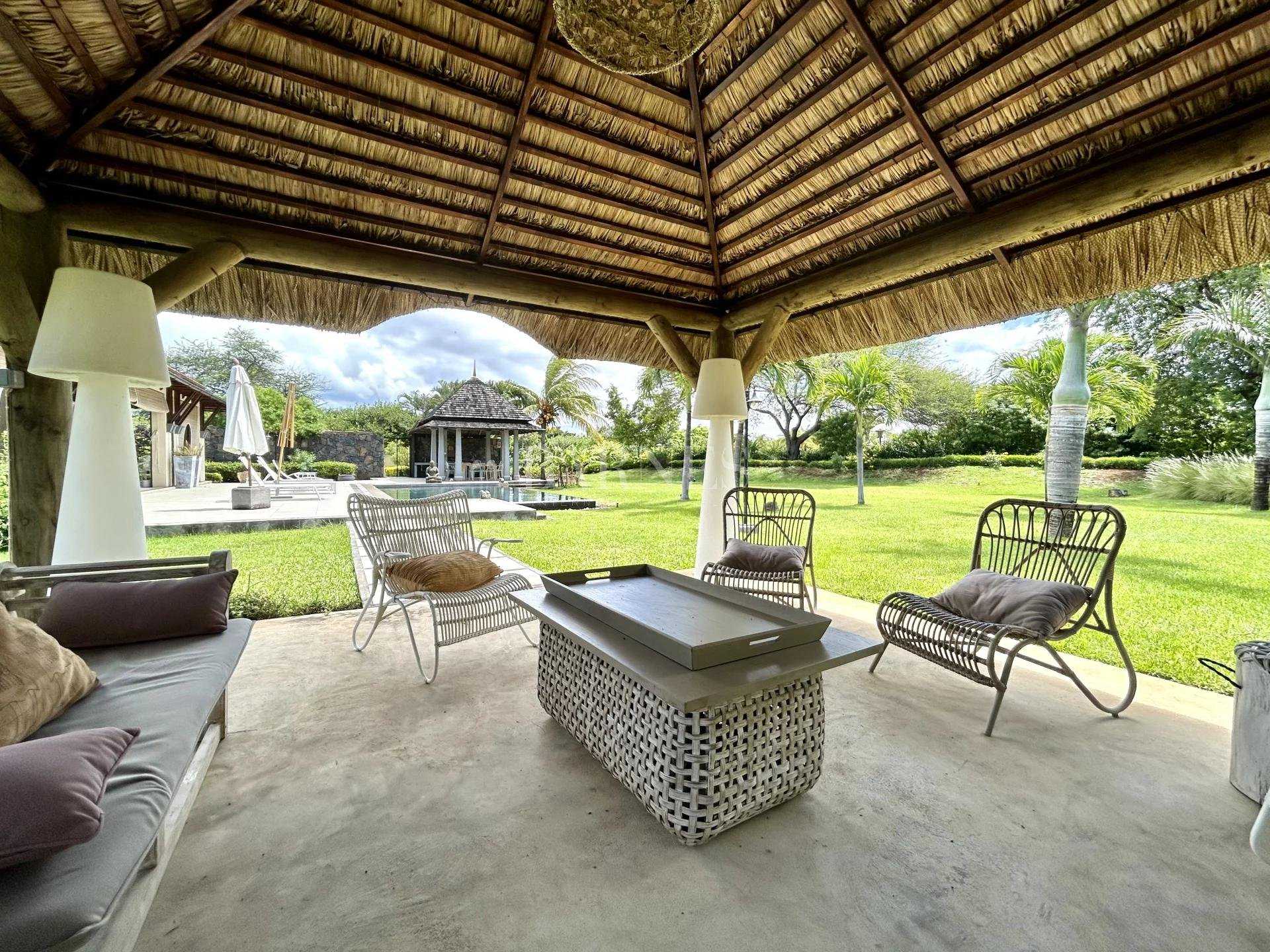 Villa Tamarin  -  ref 82204405 (picture 3)