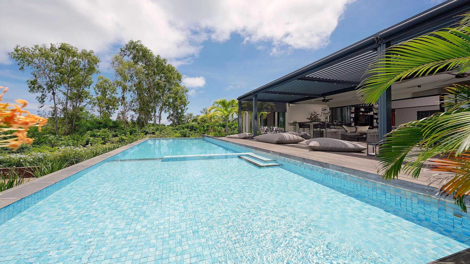 Villa Haute Rive  -  ref 85497182 (picture 1)