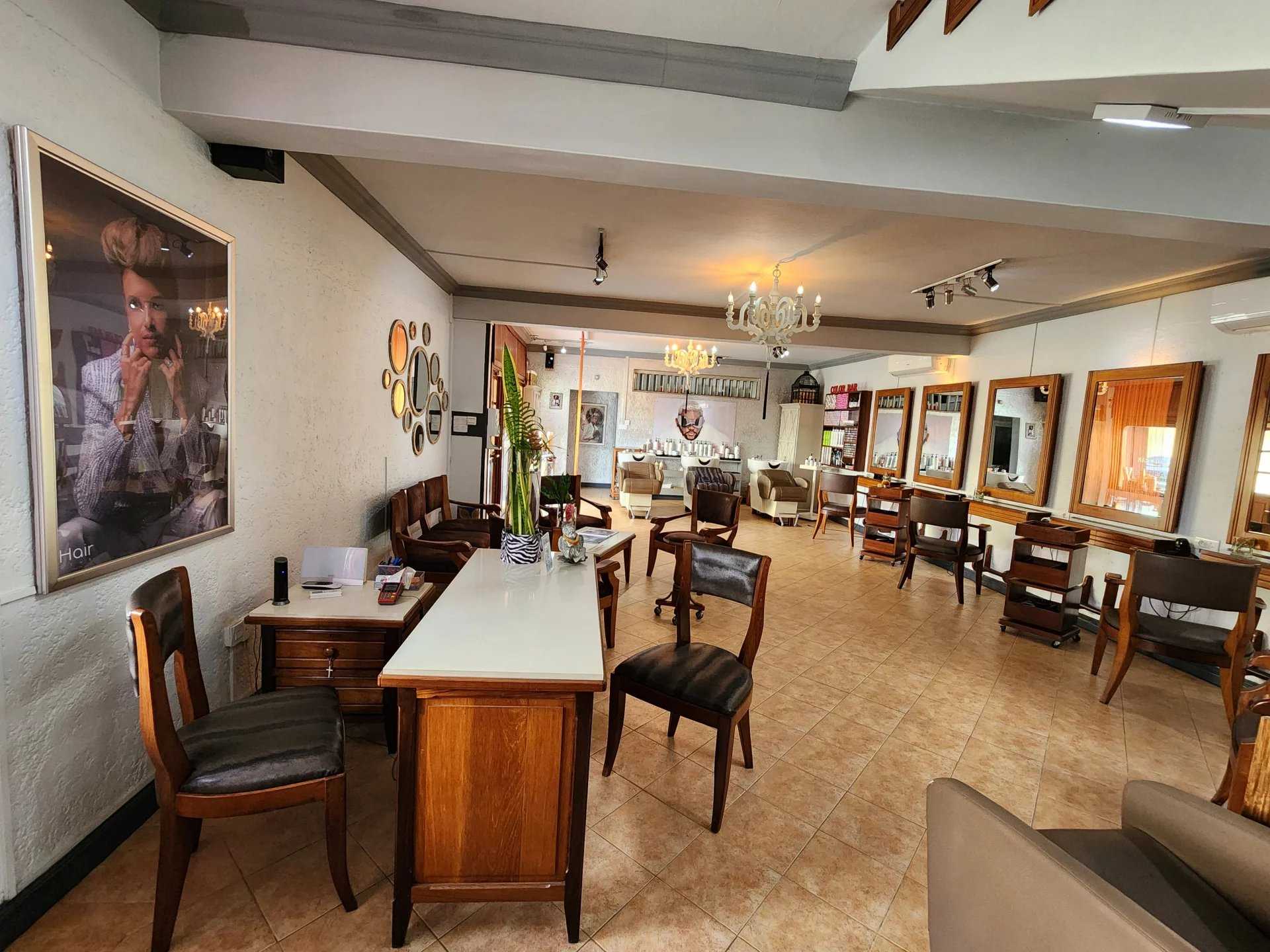 Immeuble Rose-Hill  -  ref 84956460 (picture 2)