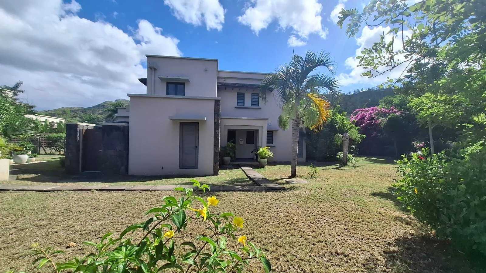 Villa Rivière Noire  -  ref 87048672 (picture 1)