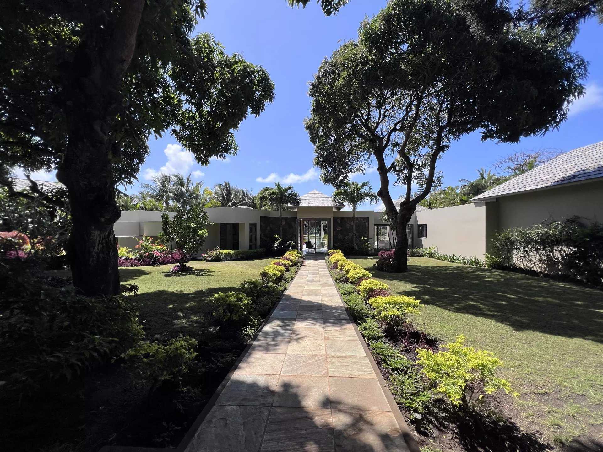 Villa Beau Champ  -  ref 86200922 (picture 2)