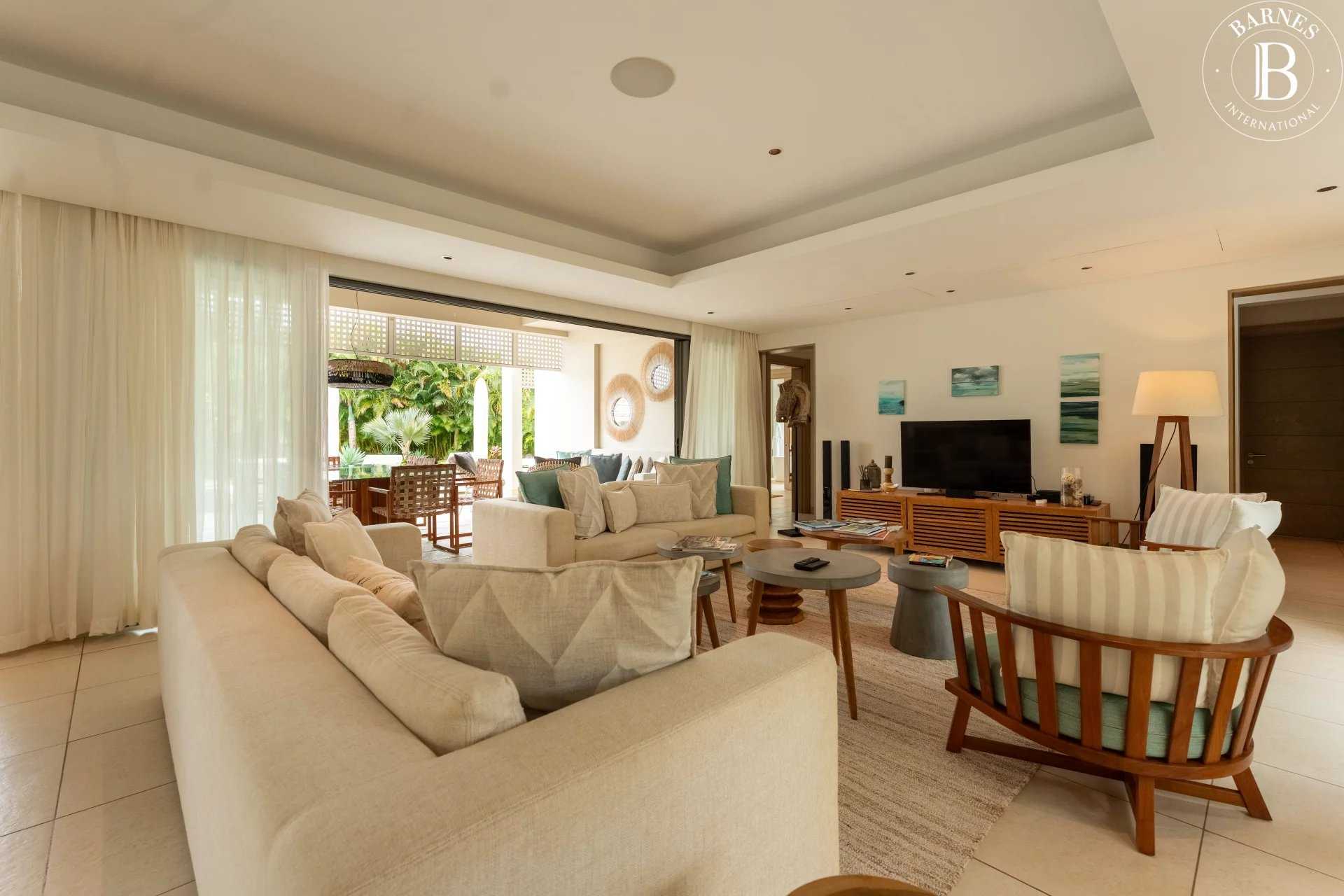 Villa Beau Champ  -  ref 86390897 (picture 2)