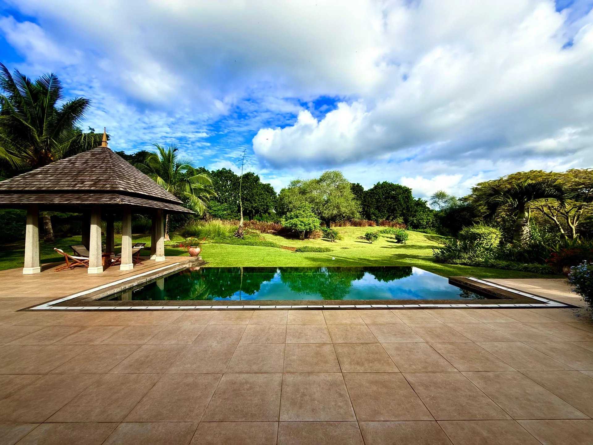 Villa Tamarin  -  ref 85787136 (picture 2)