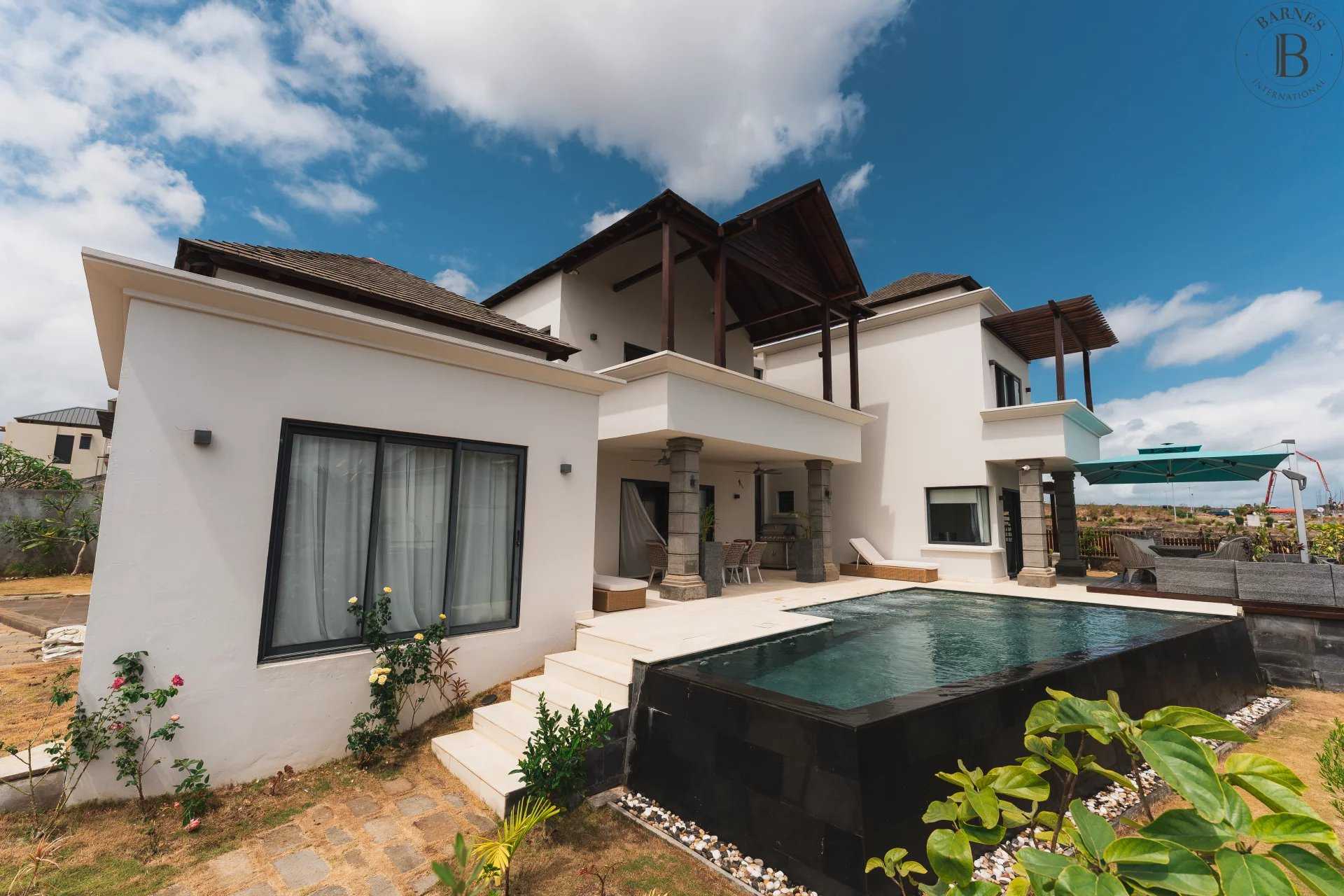 Villa Flic en Flac  -  ref 86218234 (picture 1)