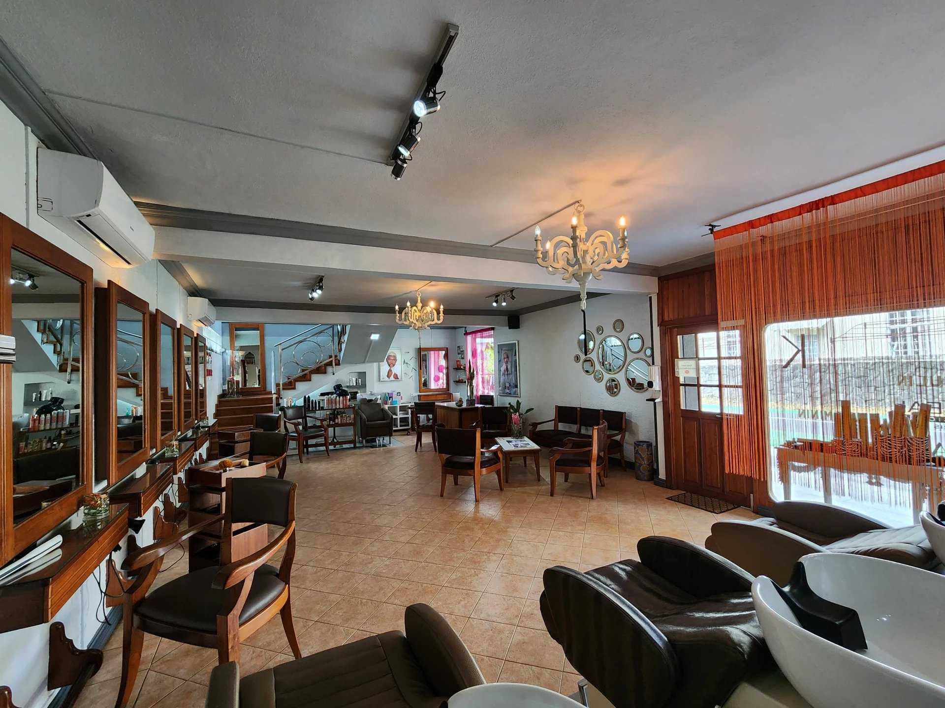 Immeuble Rose-Hill  -  ref 84956460 (picture 1)