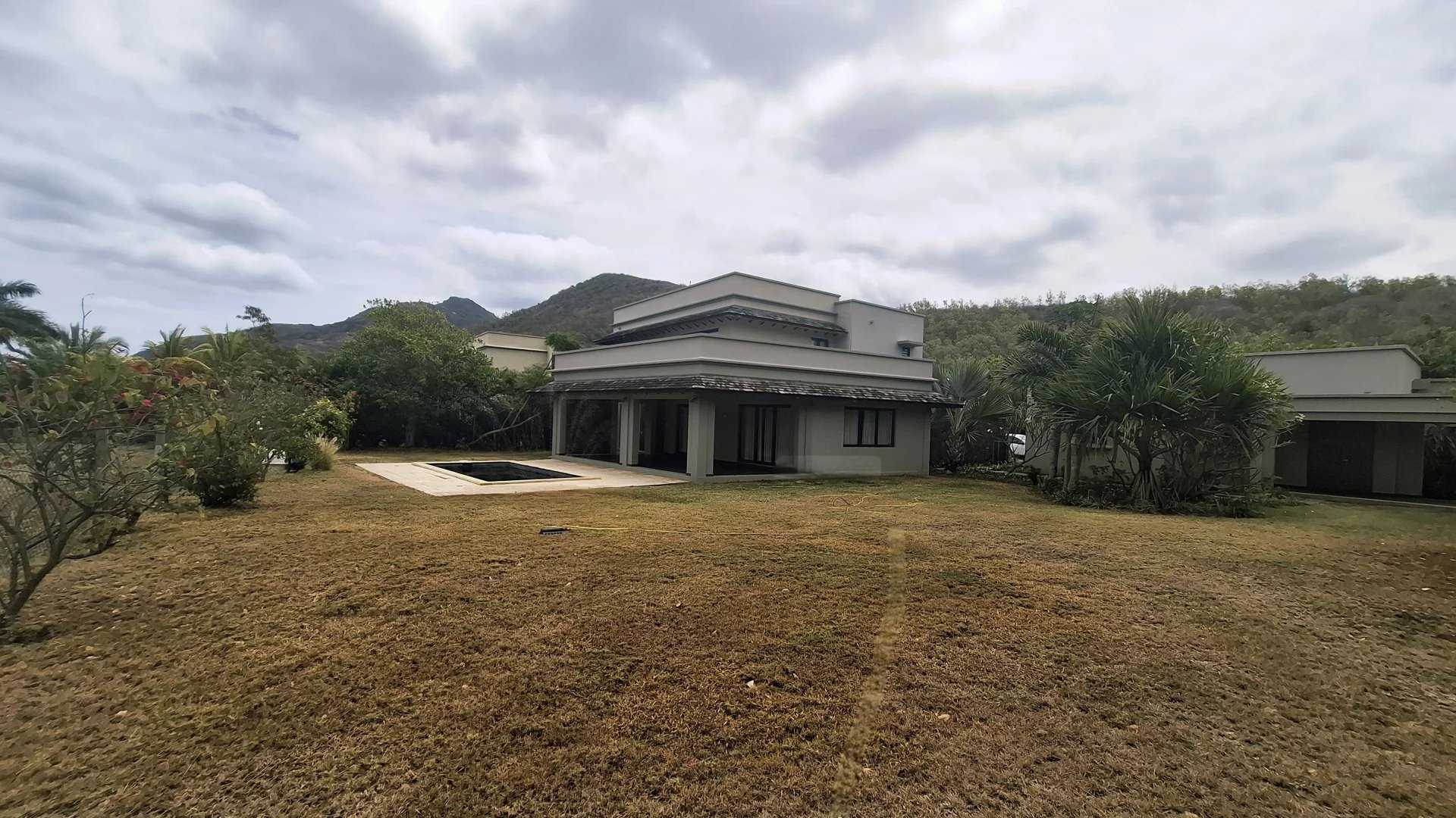 Villa Rivière Noire  -  ref 86390757 (picture 1)