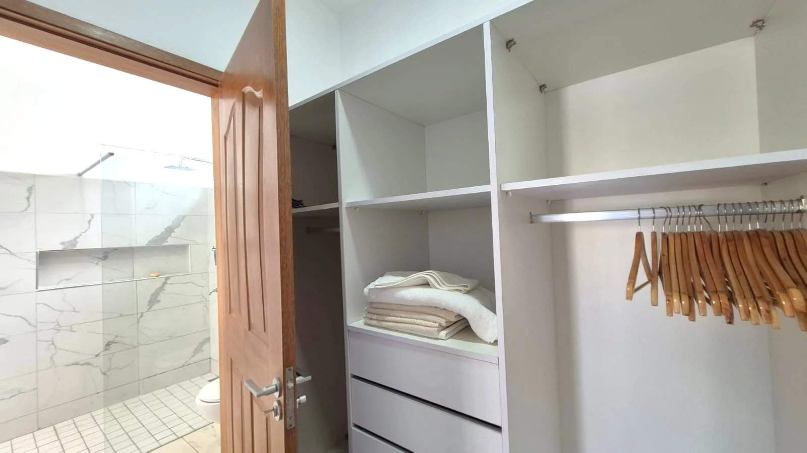 Pereybère  - Villa 5 Pi&egrave;ces 4 Chambres - picture 11