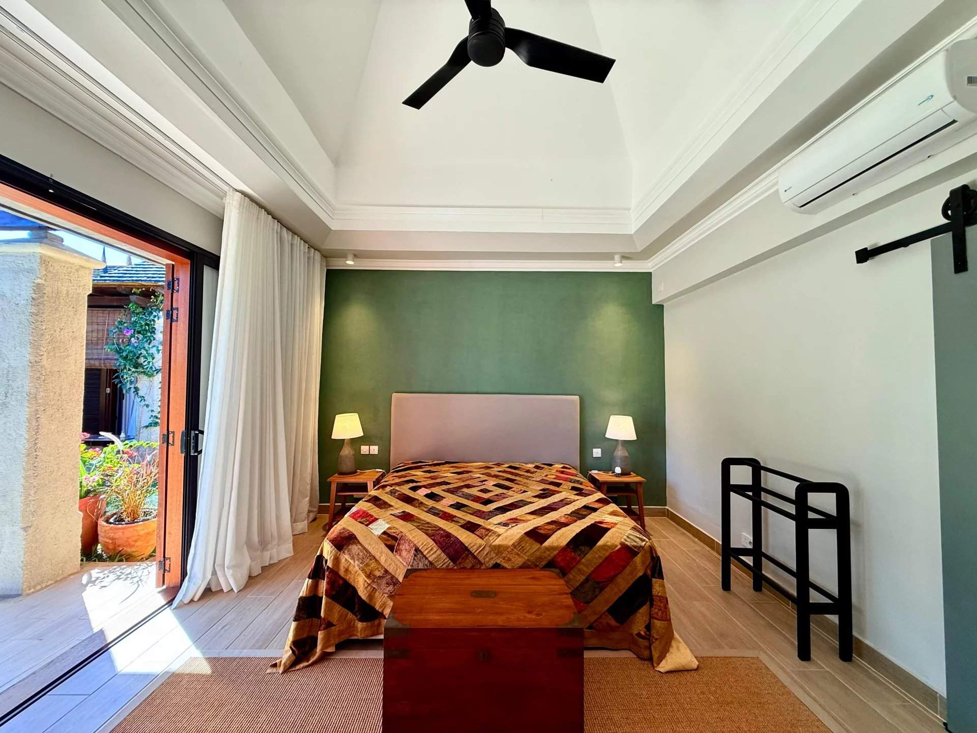 Tamarin  - Villa 5 Bedrooms - picture 11