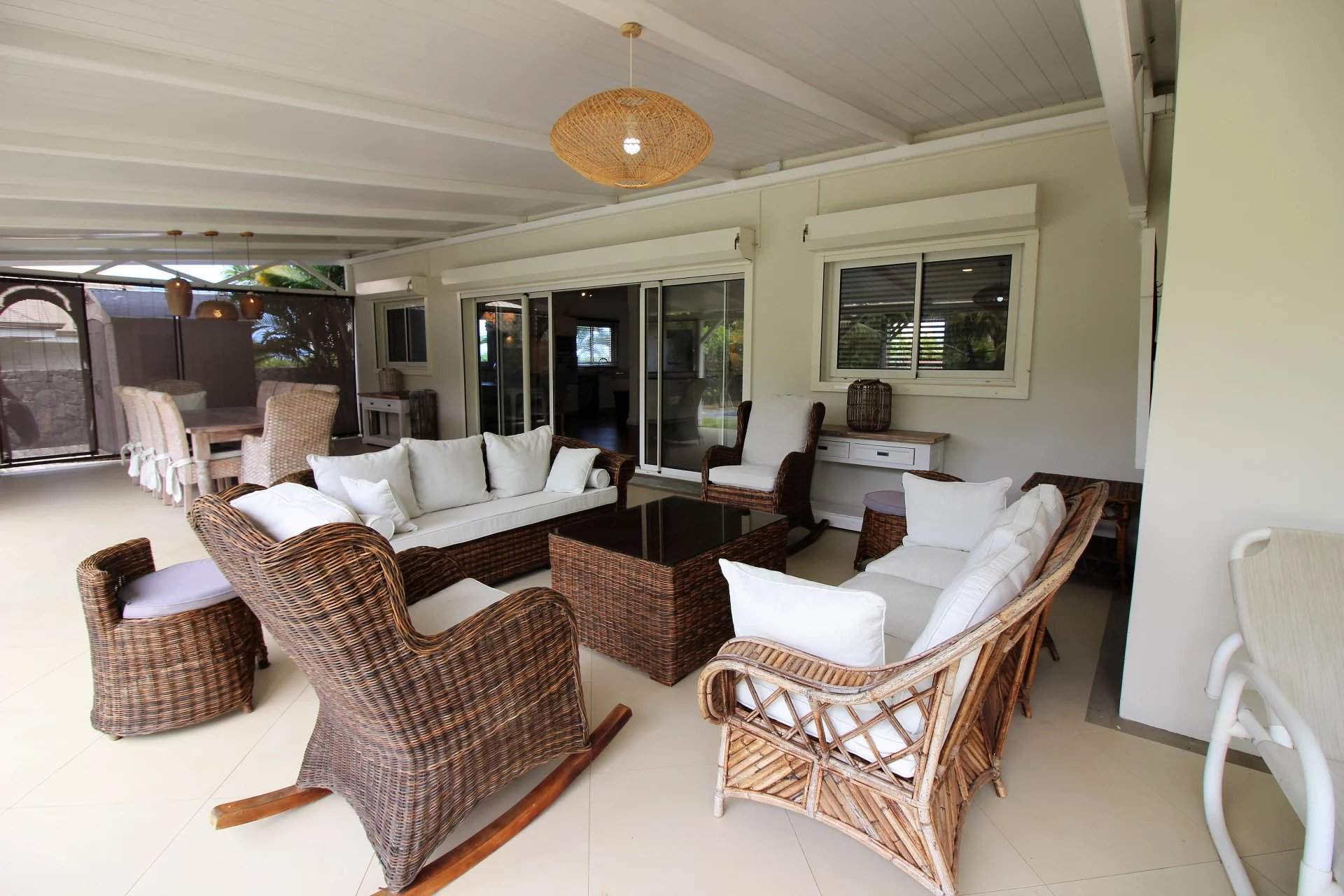 Beau Vallon  - Maison 5 Pi&egrave;ces 4 Chambres - picture 4