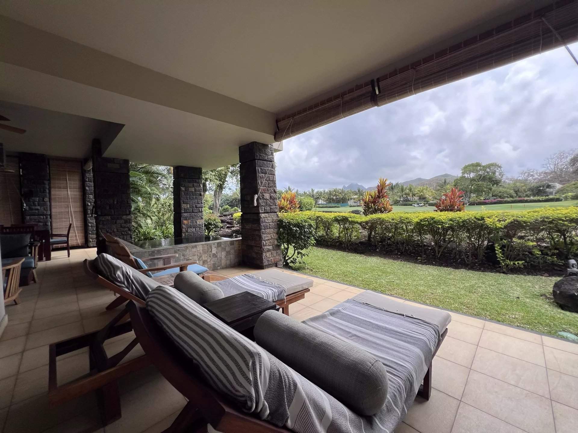 Beau Champ  - Apartment 3 Bedrooms - picture 1