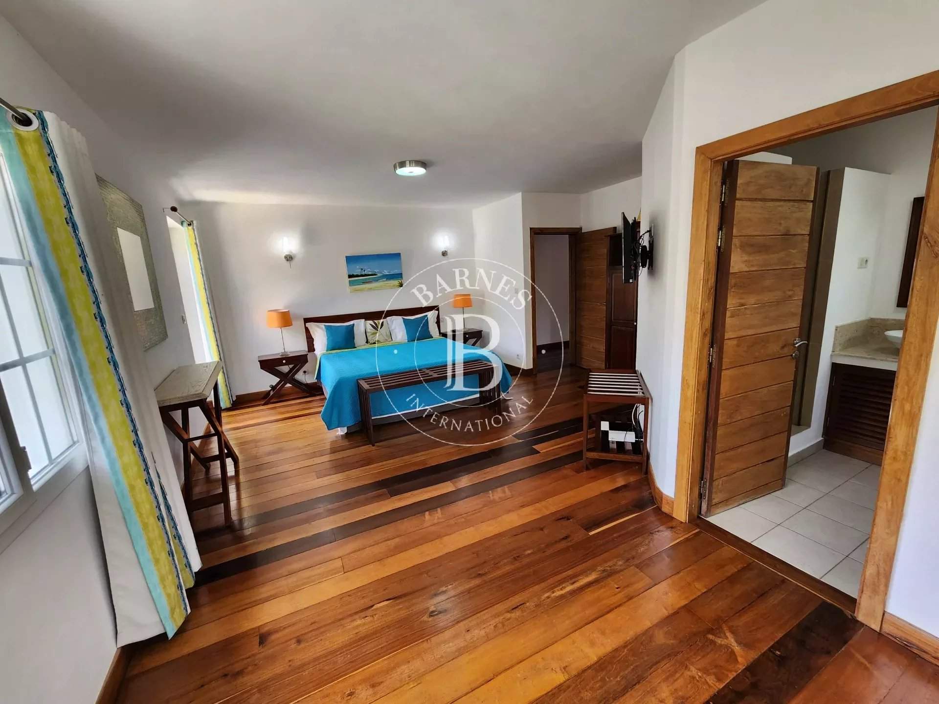 House for sale 8 Bedrooms 9494 sq ft BeauBassin RoseHill CENTER Rs