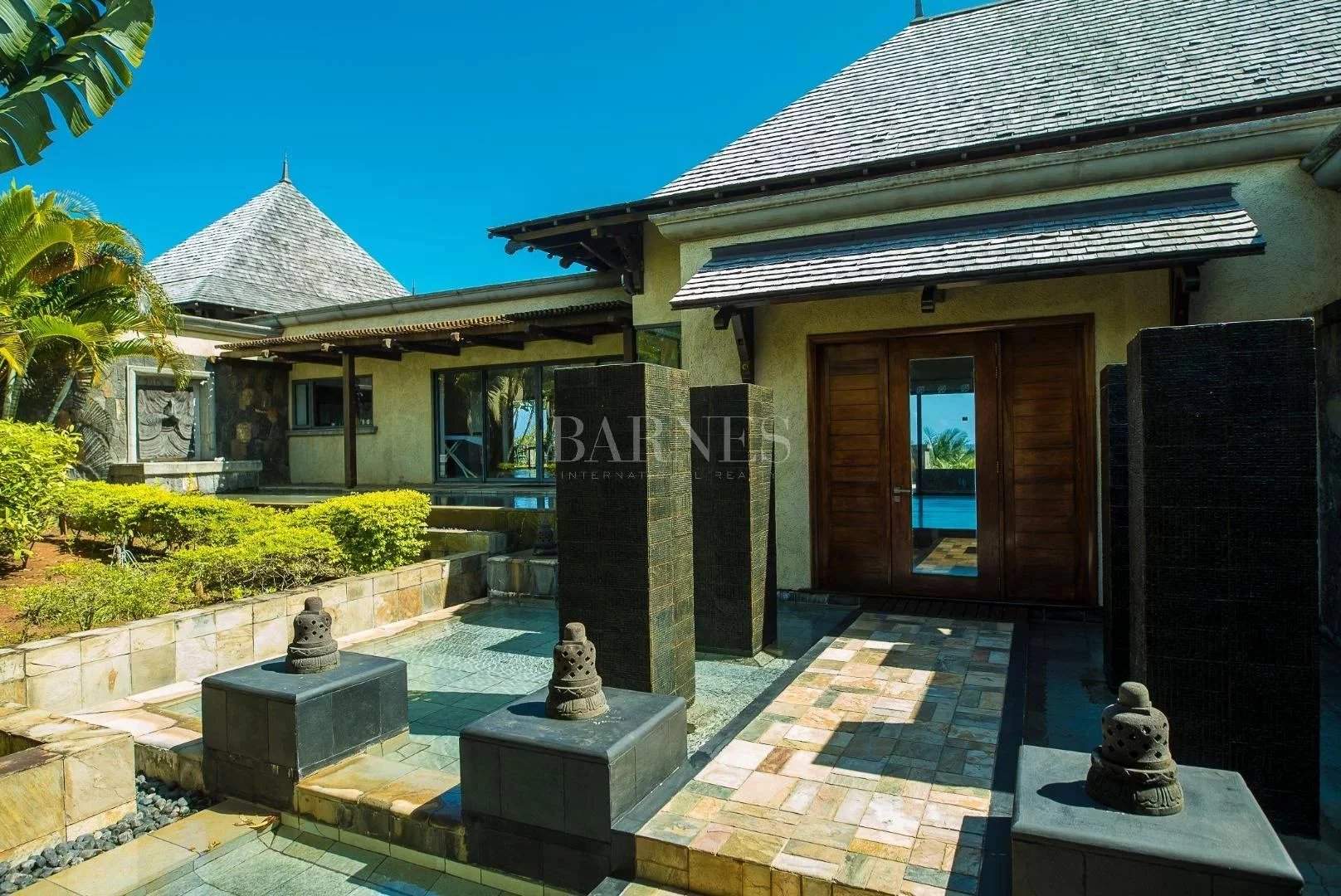 Bel Ombre  - Villa 7 Bedrooms - picture 1