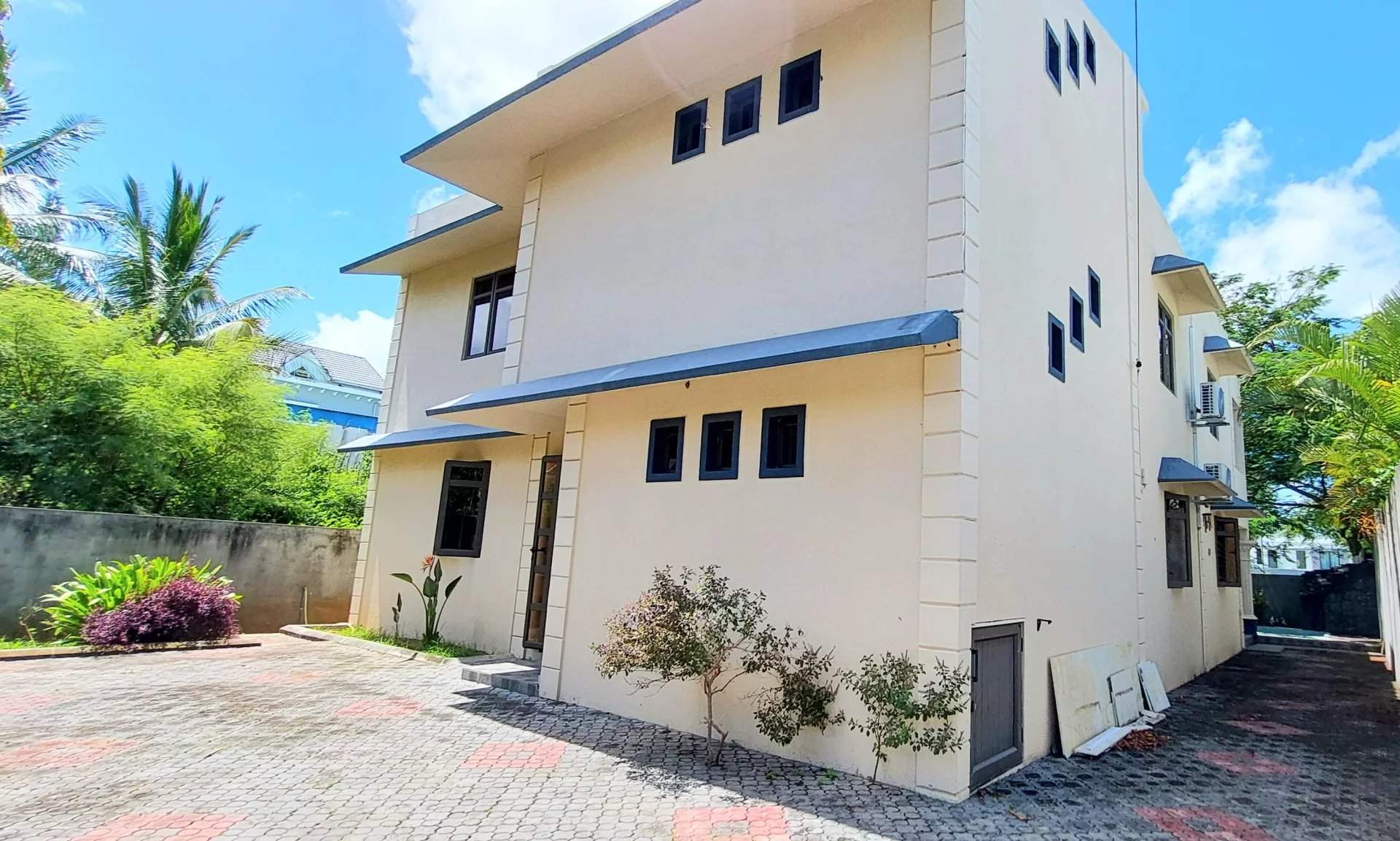 Grand Baie  - Villa 5 Pi&egrave;ces 4 Chambres - picture 3