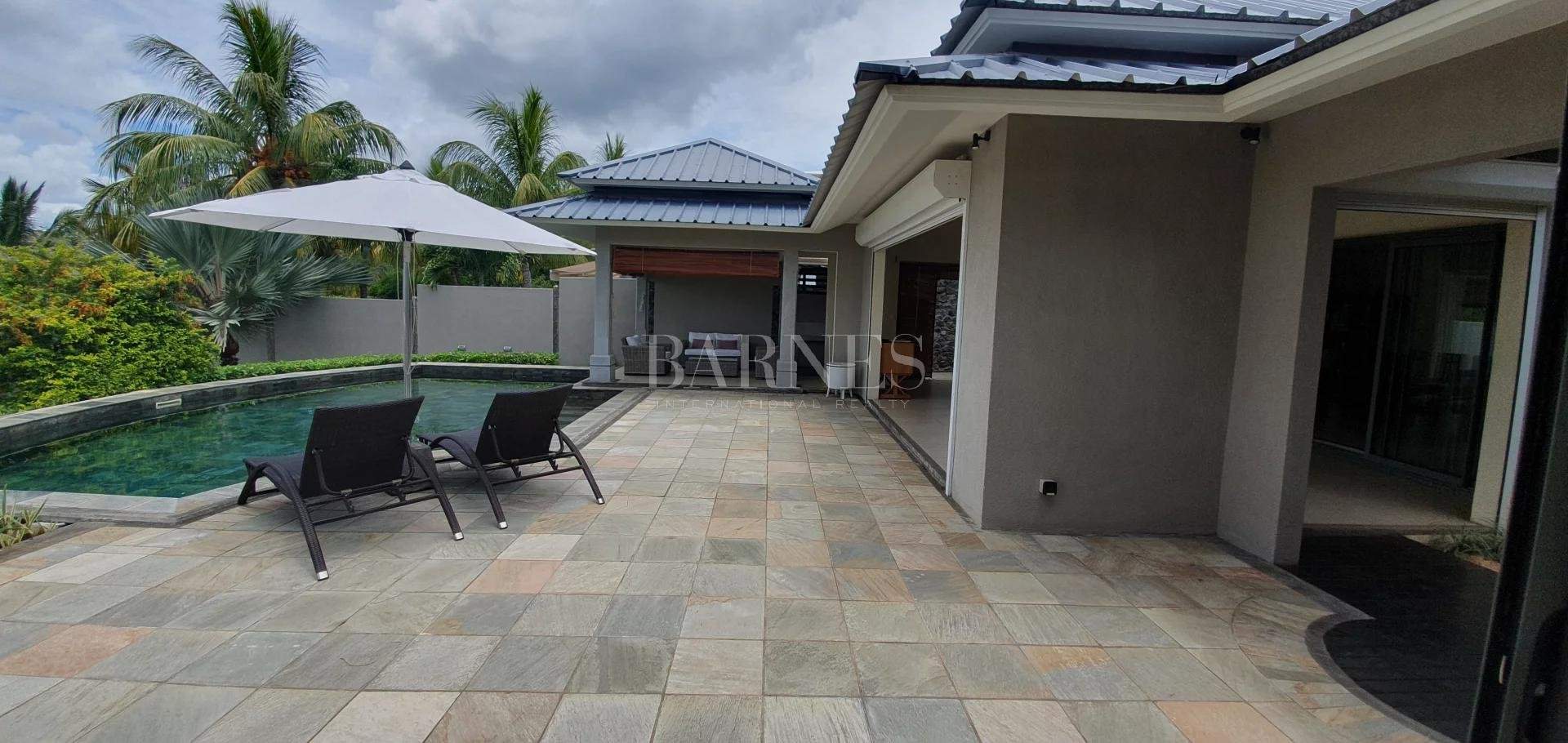 Tamarin  - House 4 Bedrooms - picture 2