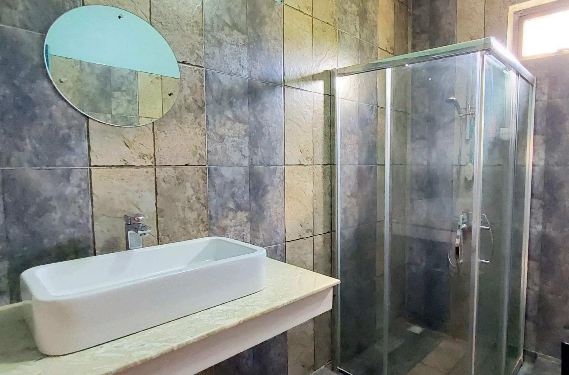 Grand Baie  - Villa 5 Pi&egrave;ces 4 Chambres - picture 8