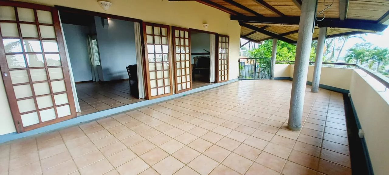 Floréal  - House 6 Bedrooms - picture 1