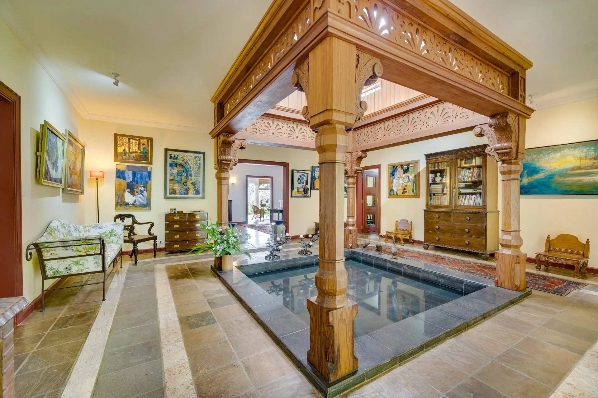 House for sale 3 Bedrooms 7320 sq ft Floréal CENTREEST (Moka et