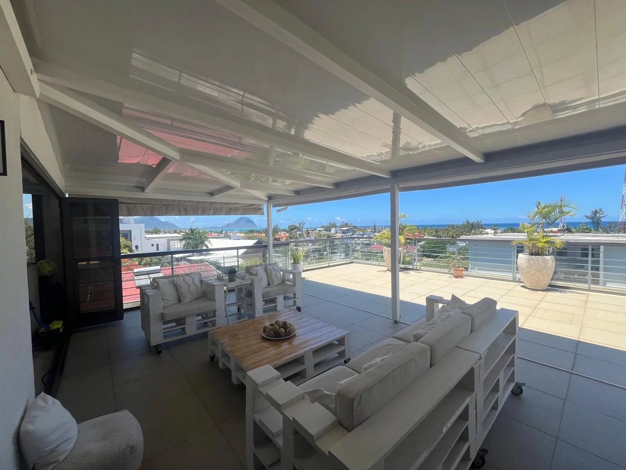 Tamarin  - Penthouse 3 Bedrooms - picture 9