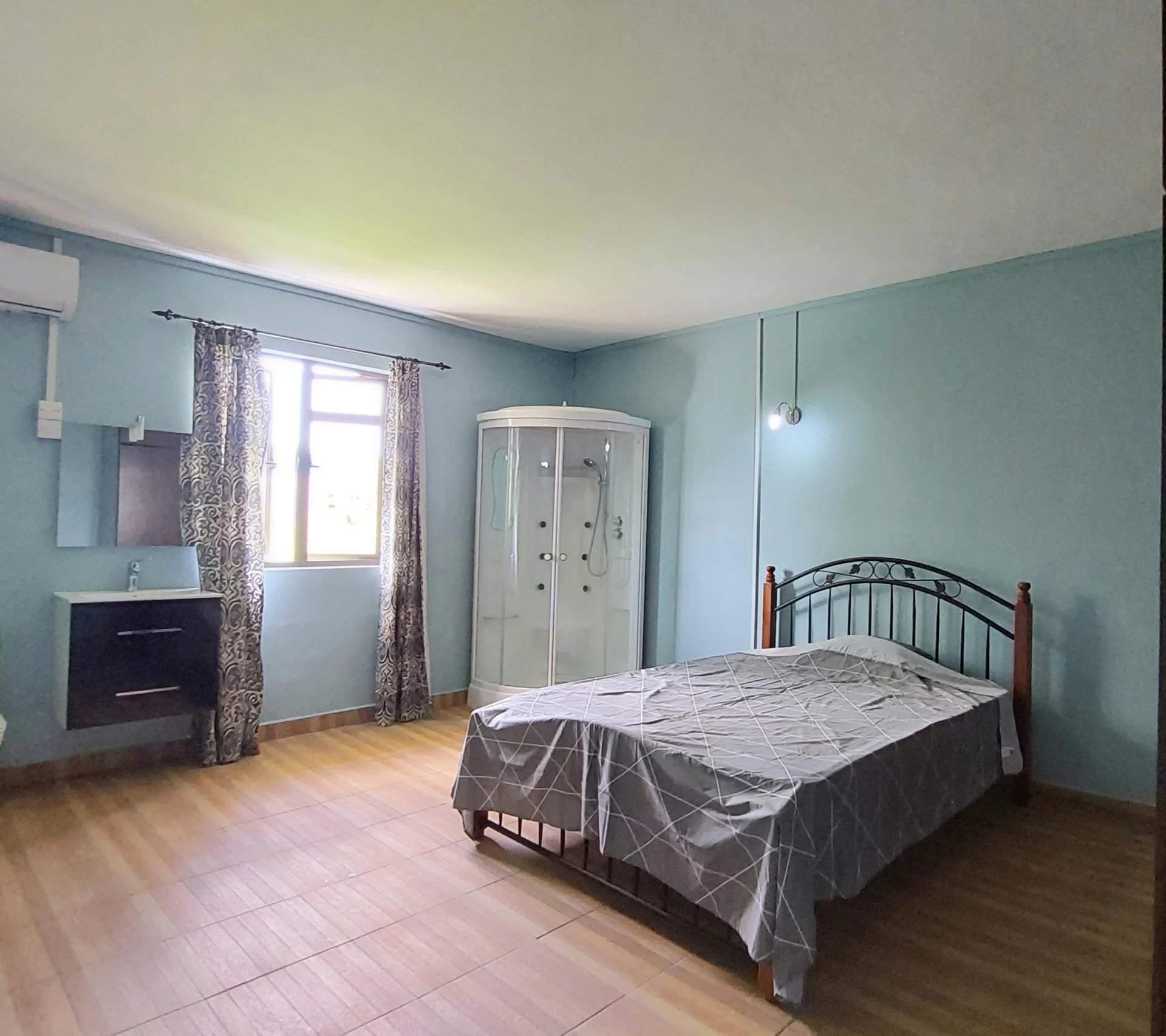 Grand Baie  - Villa 5 Pi&egrave;ces 4 Chambres - picture 7