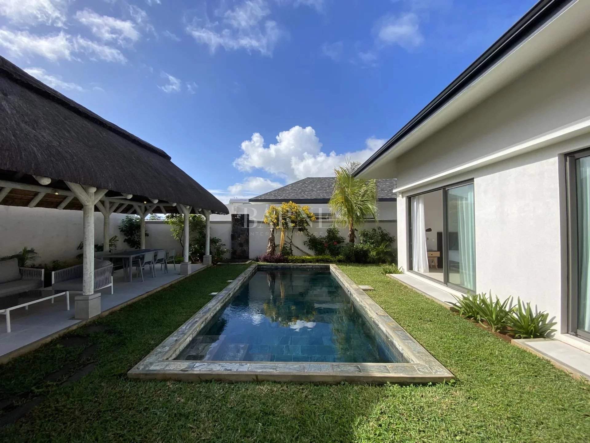 Grand Baie  - Villa 3 Bedrooms - picture 2
