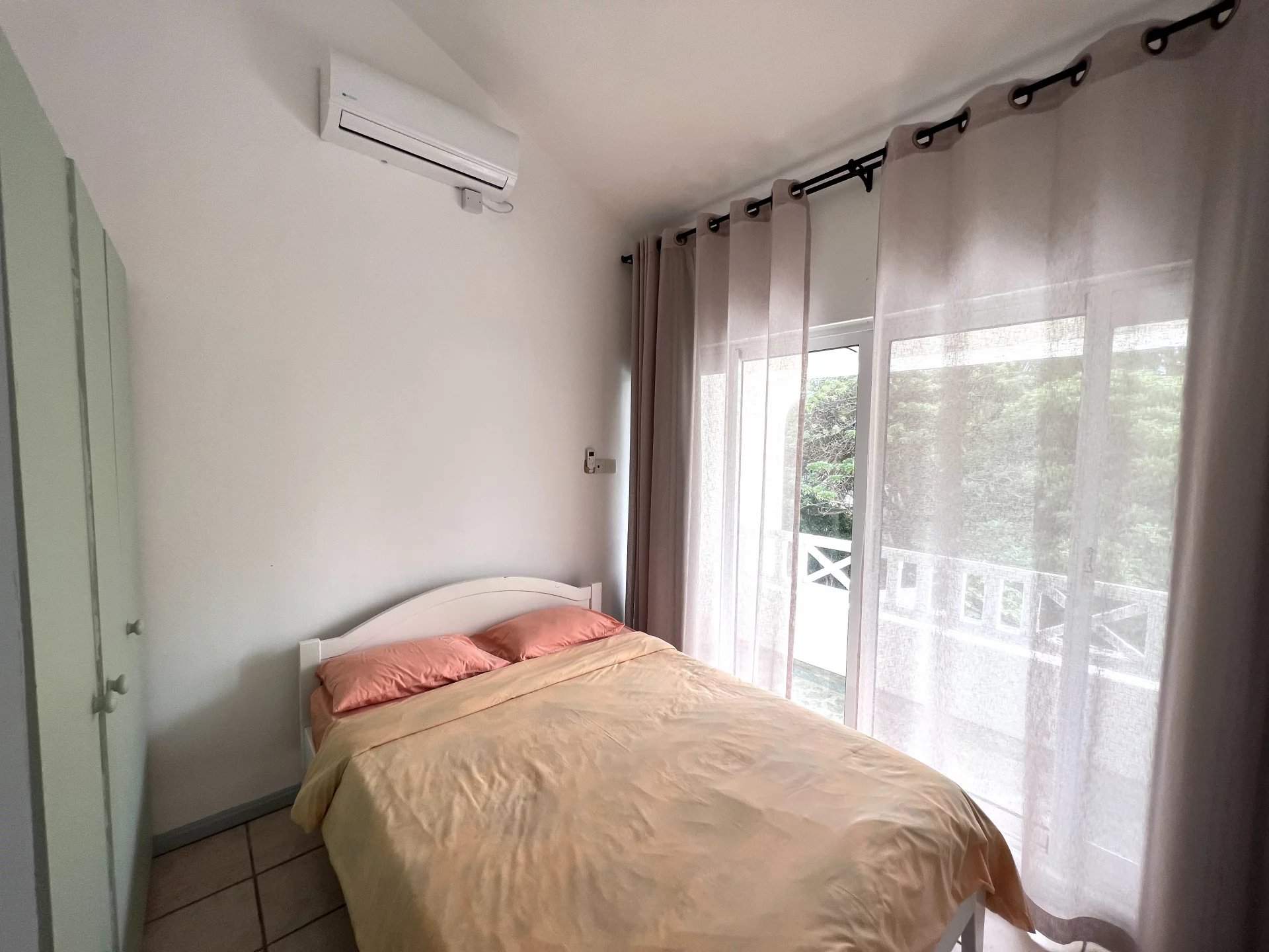 Quatre Cocos  - Duplex 4 Bedrooms - picture 7