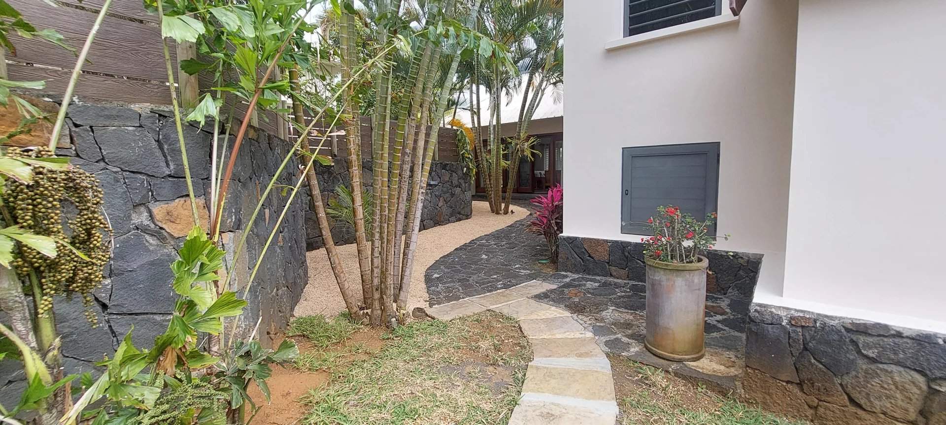 Beau Vallon  - Maison 5 Pi&egrave;ces 4 Chambres - picture 15