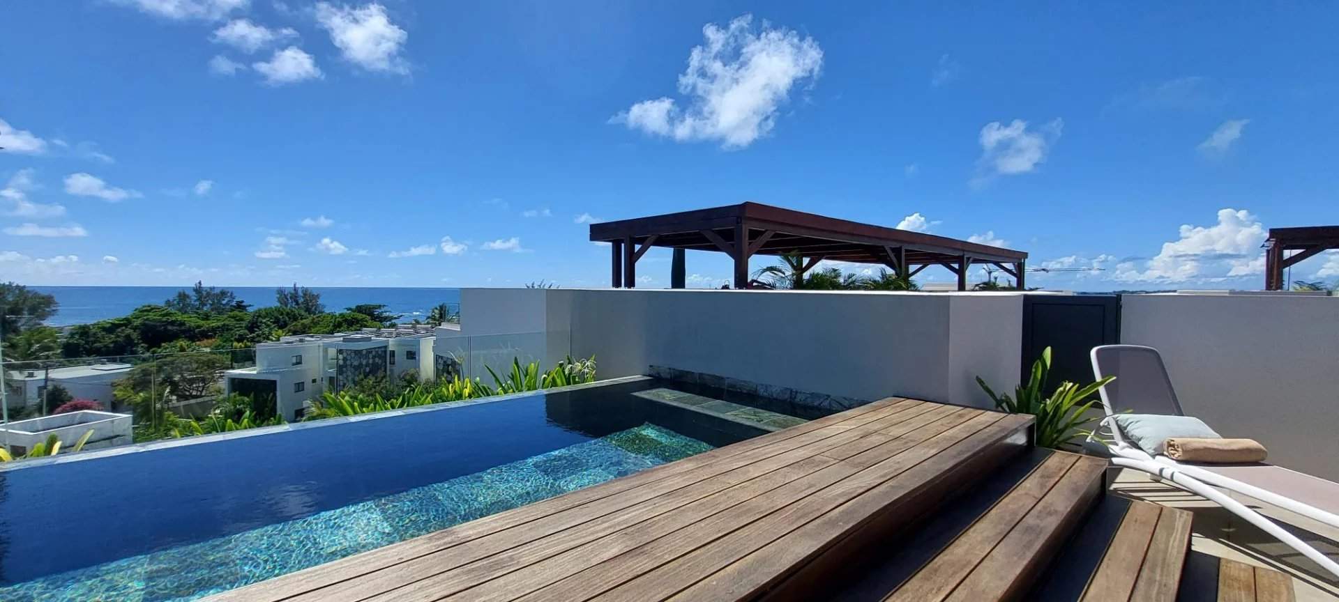 Apartment for sale 3 Bedrooms 2842 sq ft Grand Baie NORD (Grand Baie et