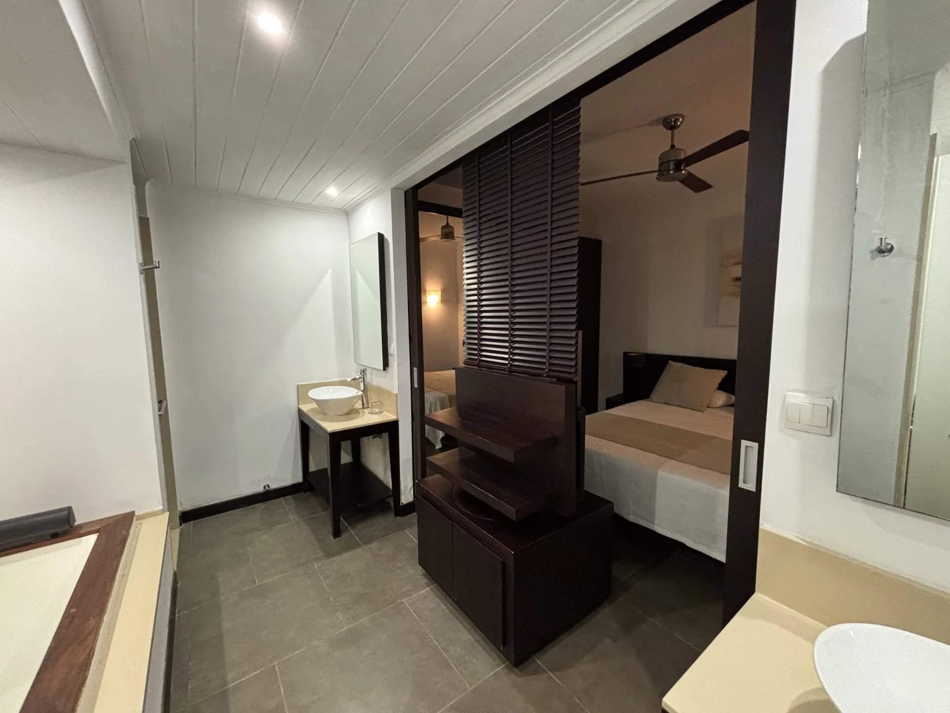 Grand Baie  - Apartment 2 Bedrooms - picture 11