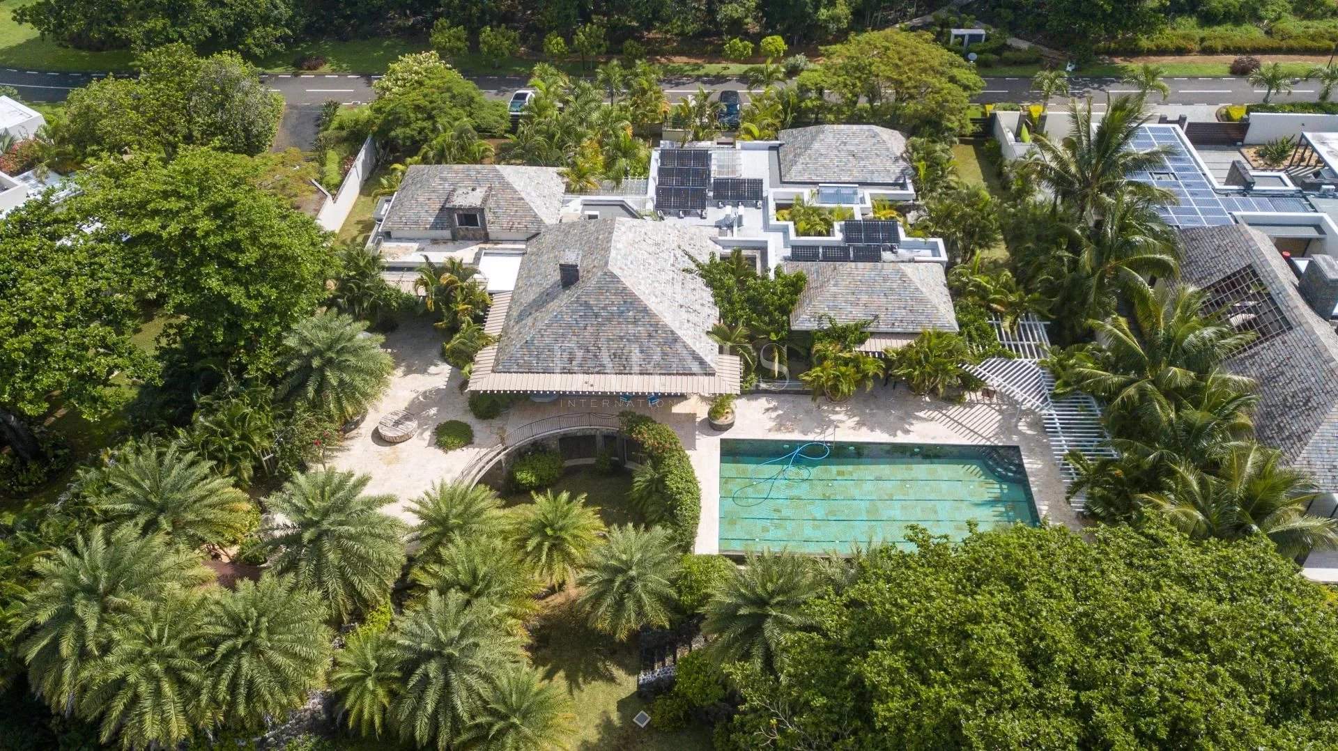 Beau Champ  - Villa 8 Bedrooms - picture 2