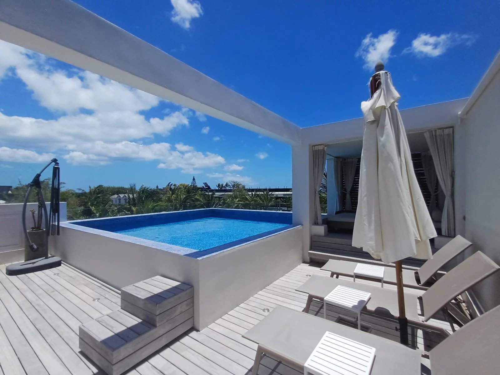 Grand Baie  - Penthouse 3 Bedrooms - picture 1