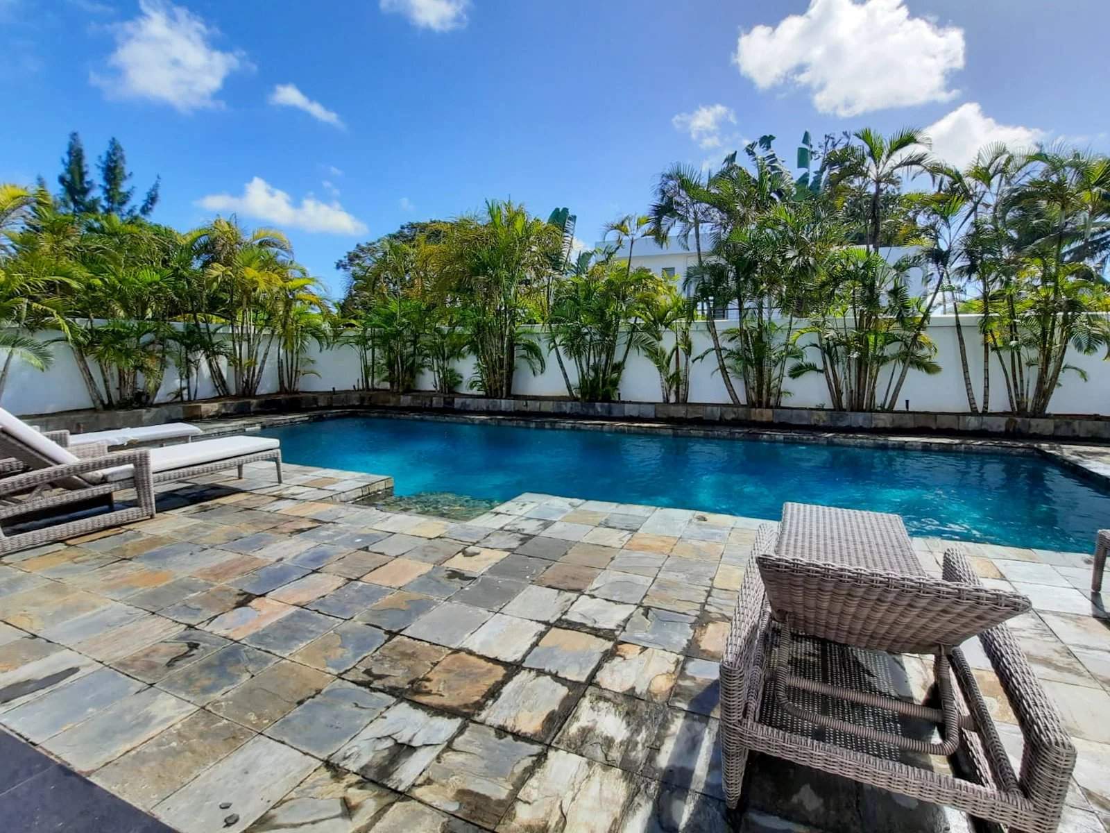 Grand Baie  - Villa 4 Pi&egrave;ces 3 Chambres - picture 2