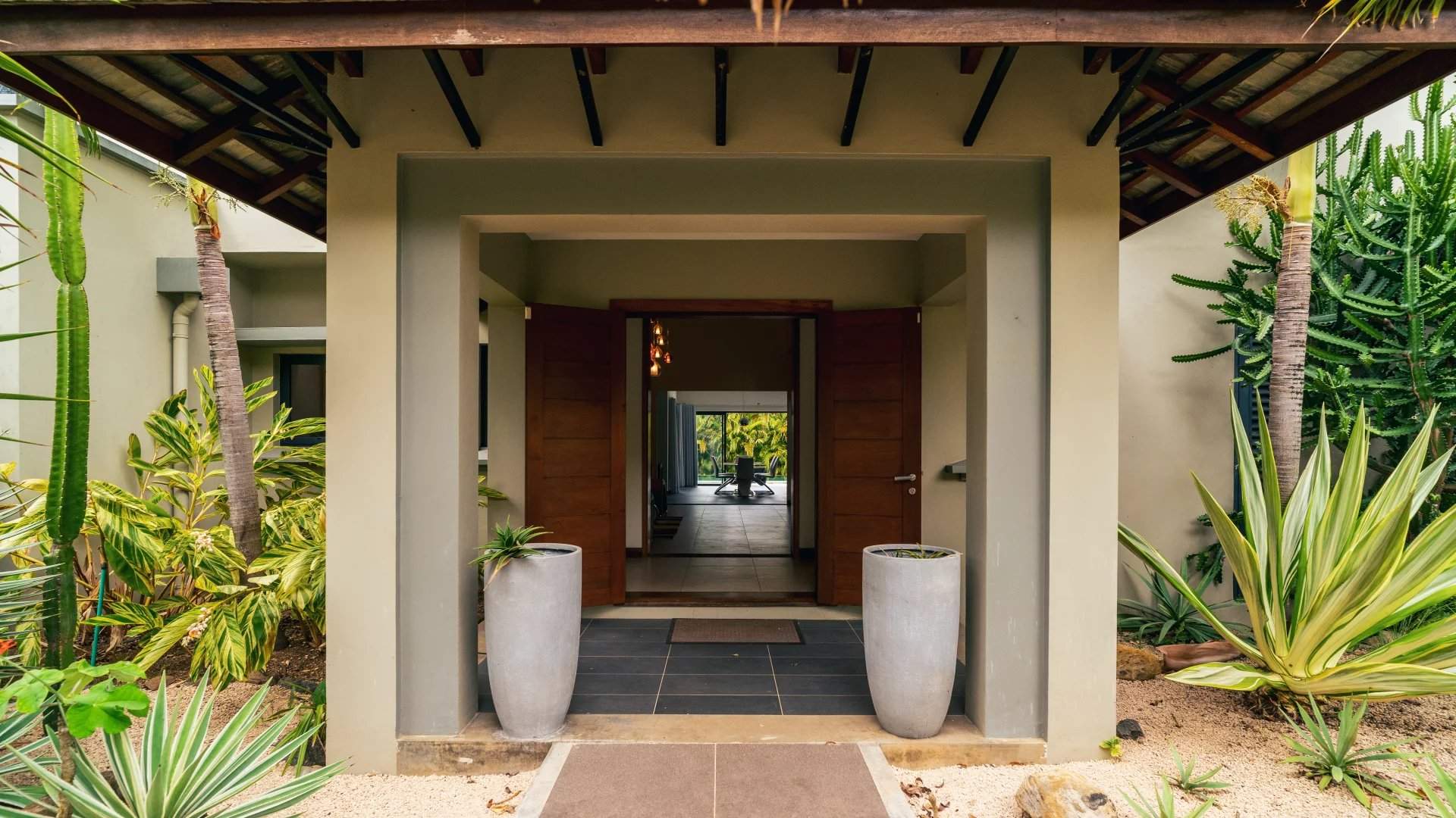 Rivière Noire  - Villa 13 Pi&egrave;ces 4 Chambres - picture 7