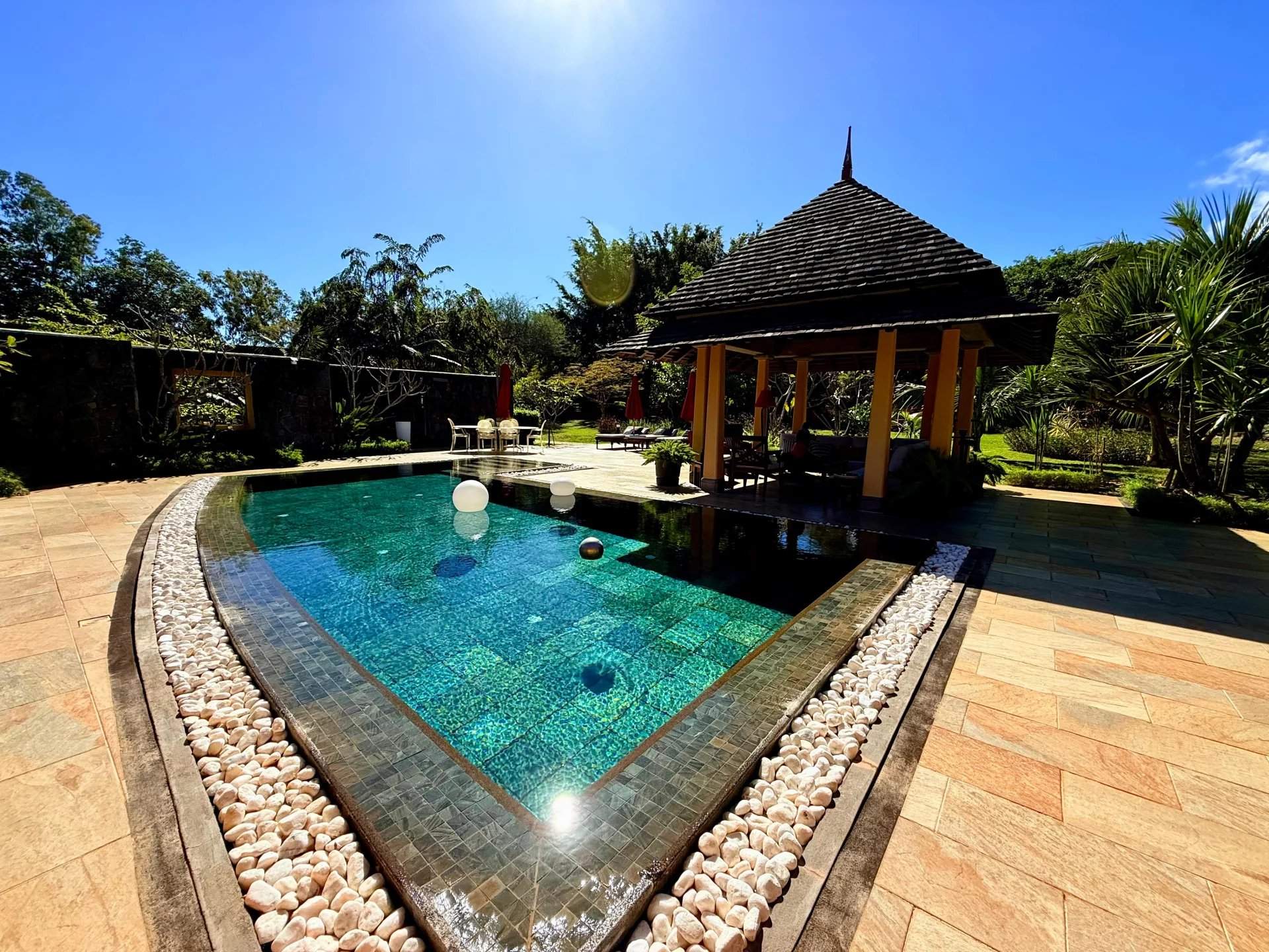 Tamarin  - Villa 5 Bedrooms - picture 2