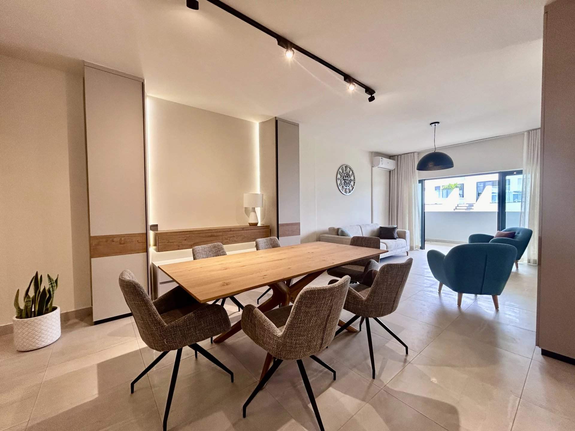 Quatre Bornes  - Apartment 3 Bedrooms - picture 2