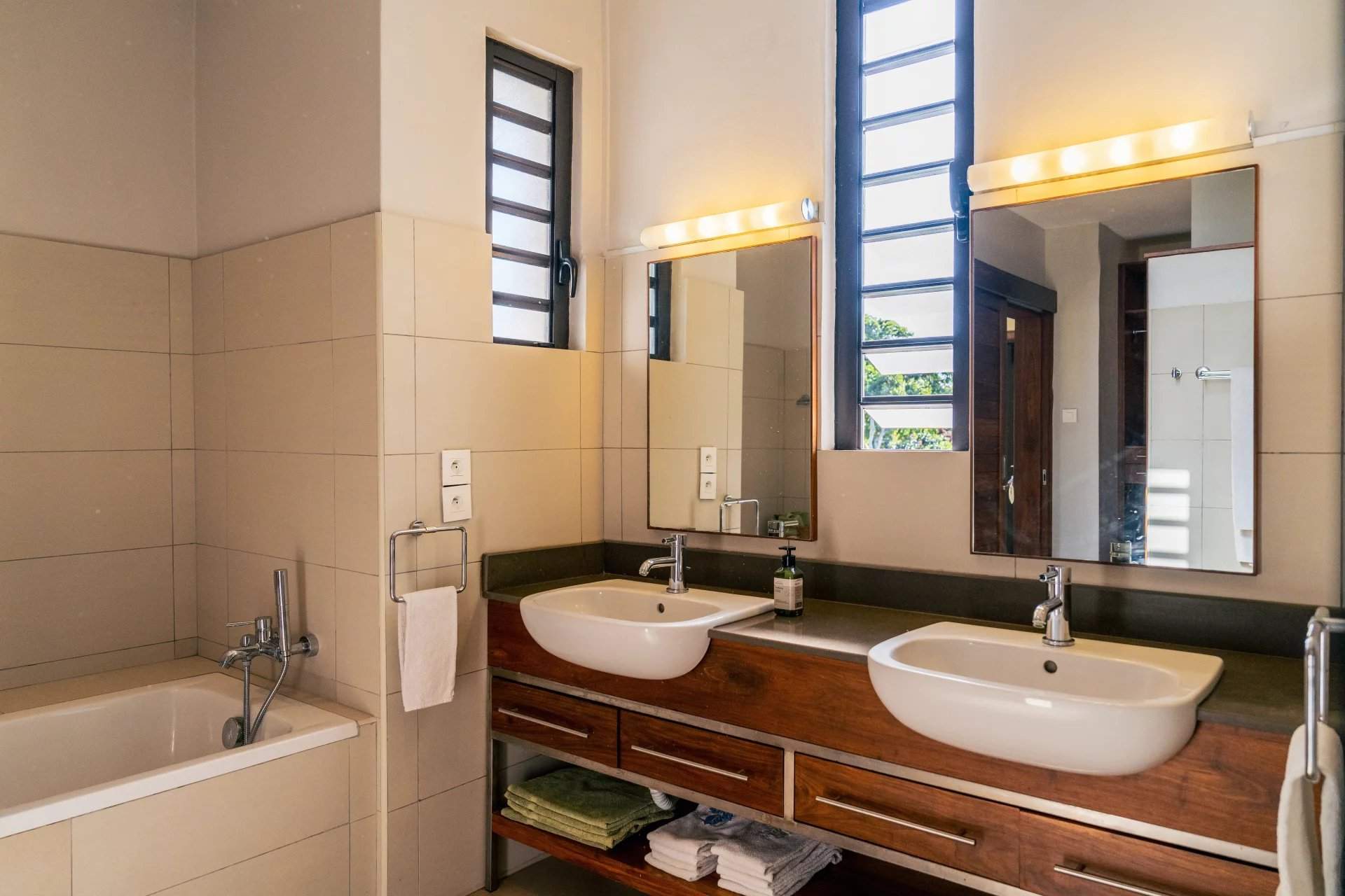 Poste de Flacq  - Villa 5 Pi&egrave;ces 4 Chambres - picture 6