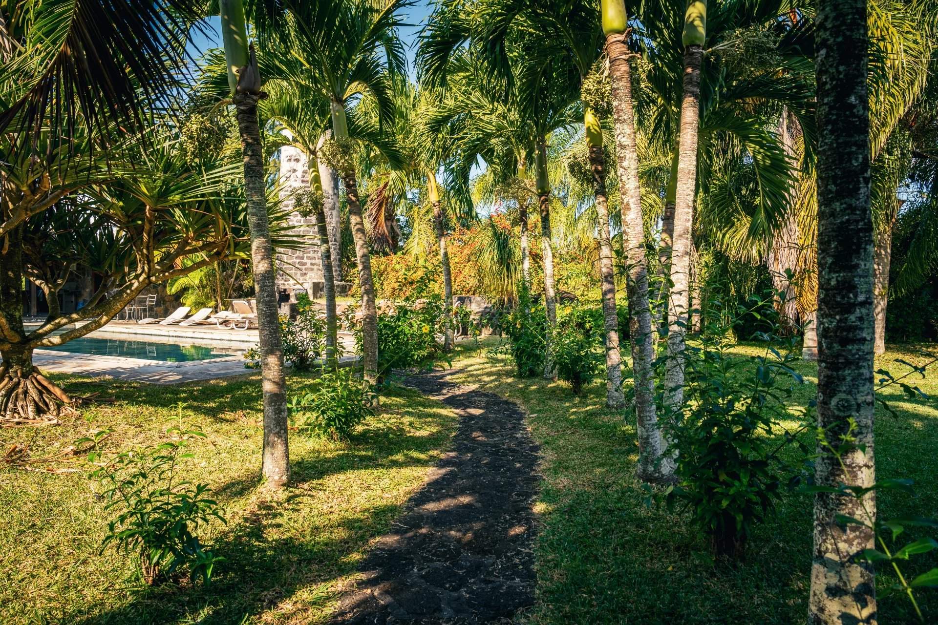 Goodlands  - Maison 10 Pi&egrave;ces 9 Chambres - picture 2