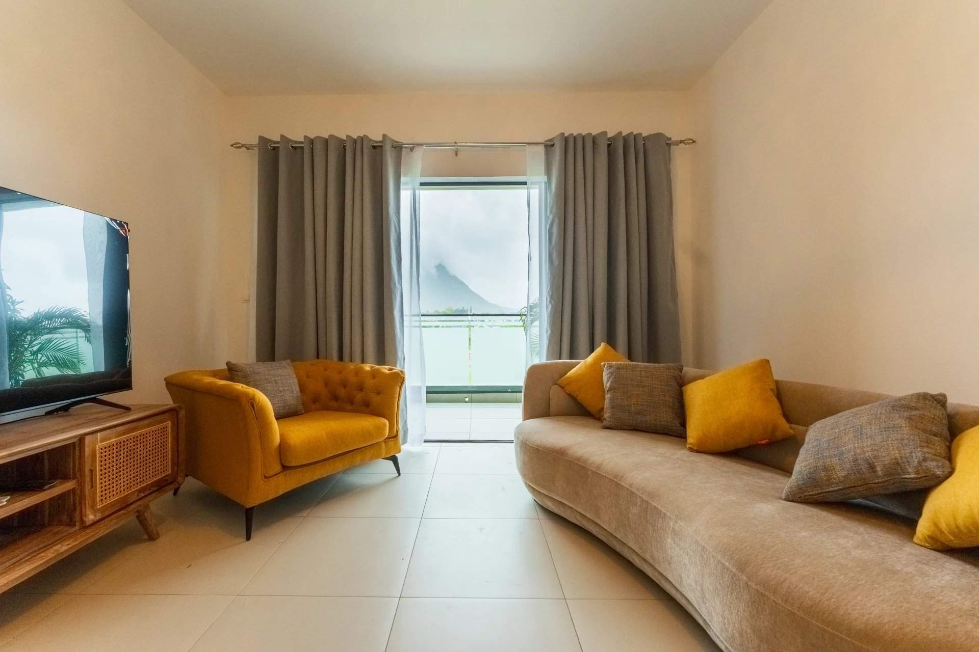 Moka  - Apartment 3 Bedrooms - picture 1