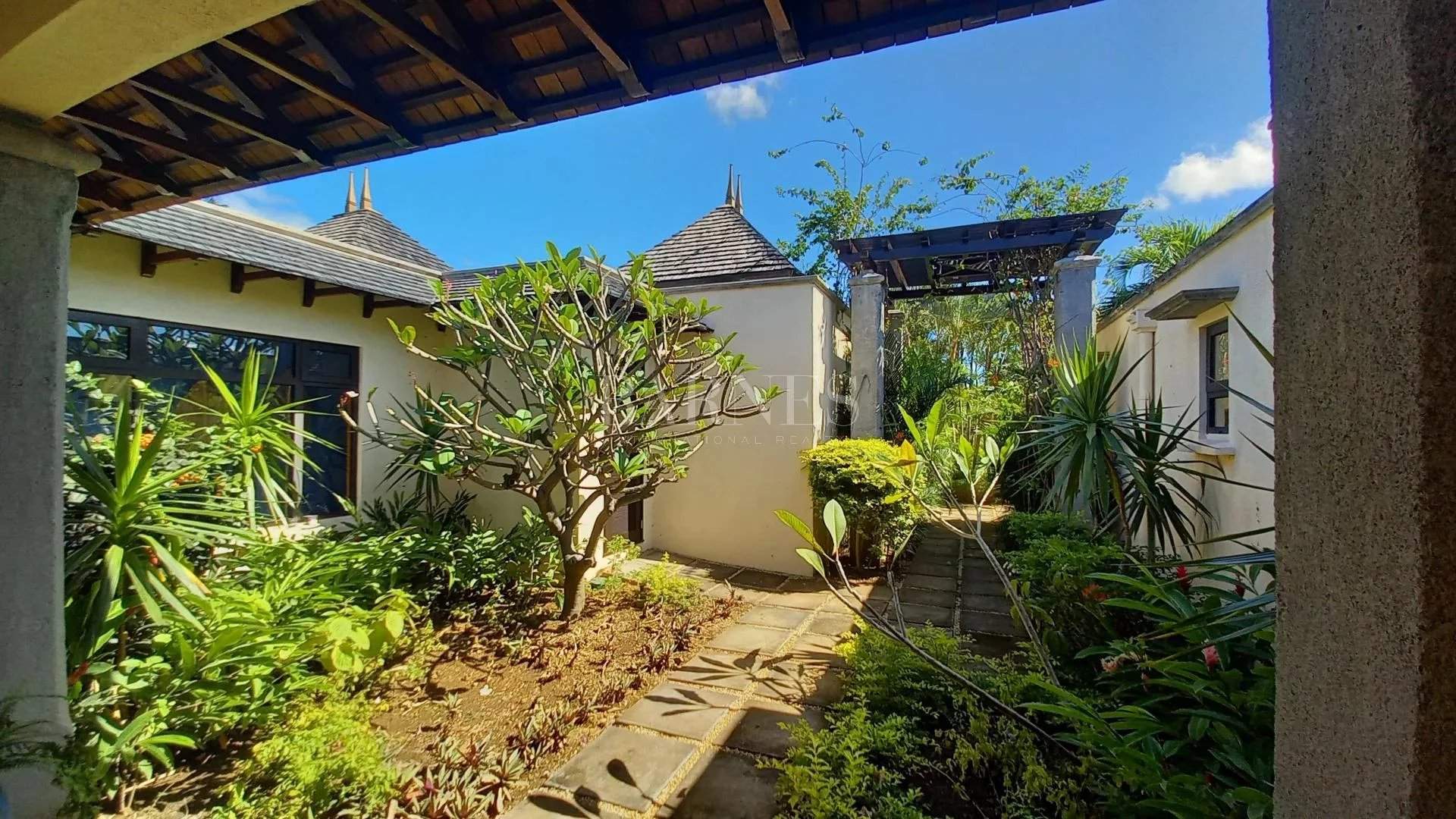 Tamarin  - Villa 4 Bedrooms - picture 10
