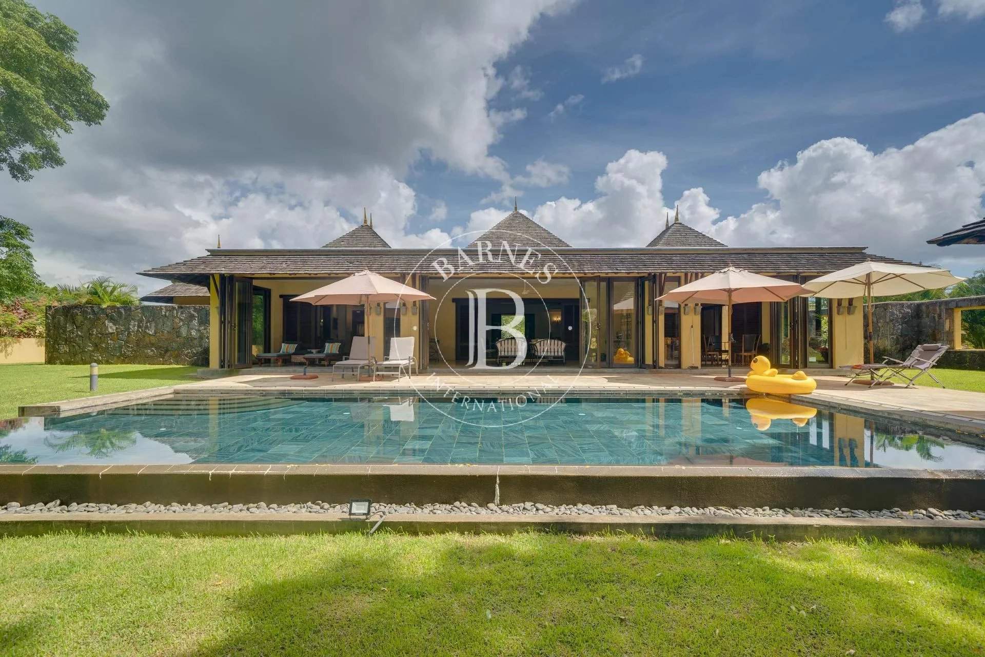 Tamarin  - Villa 4 Bedrooms - picture 1