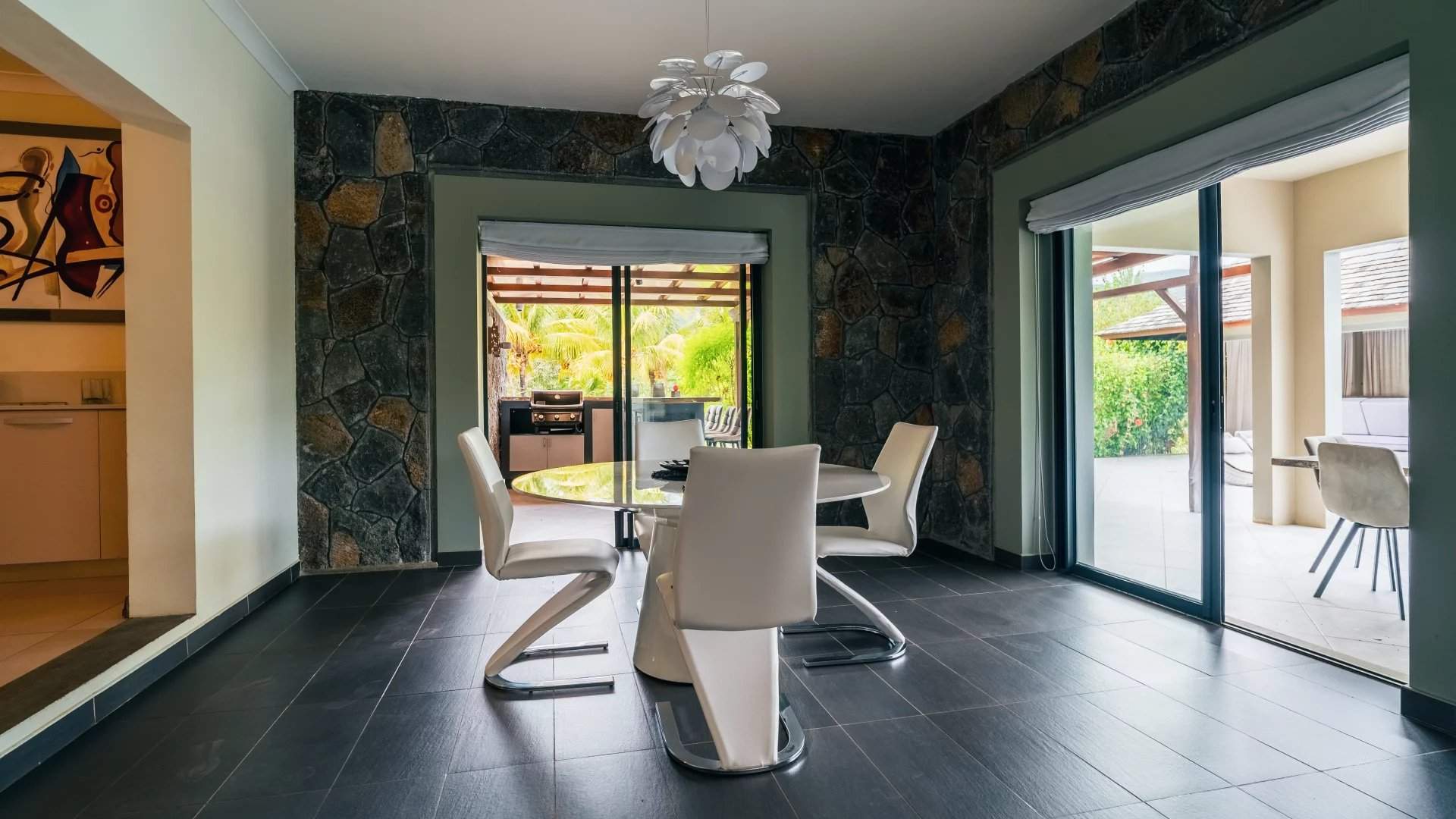 Rivière Noire  - Villa 13 Pi&egrave;ces 4 Chambres - picture 5