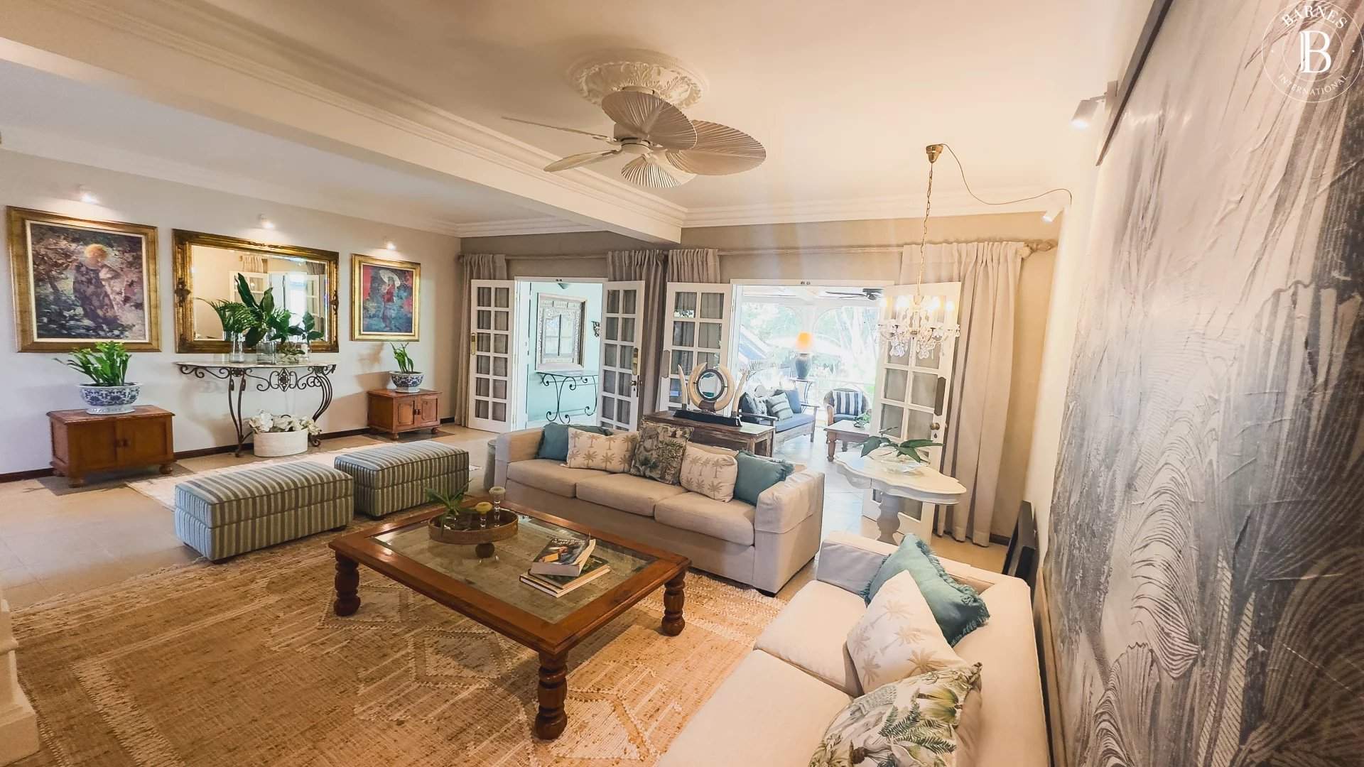 Grand Baie  - Villa 6 Pi&egrave;ces 5 Chambres - picture 4