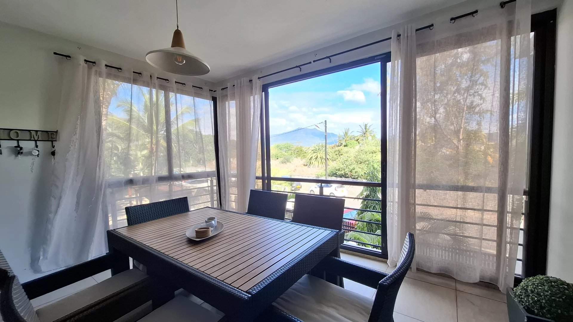 La Preneuse  - Apartment 3 Bedrooms - picture 1