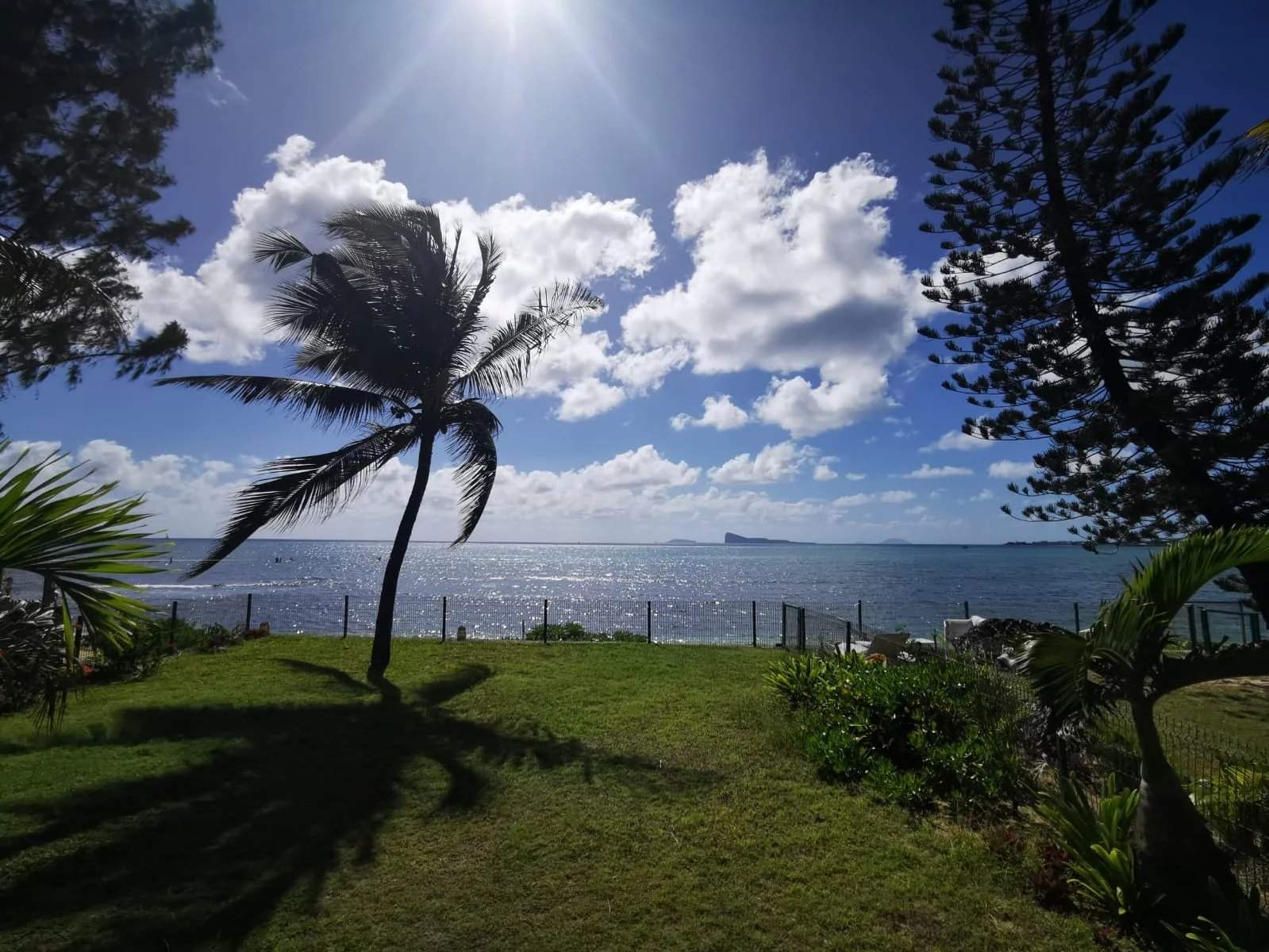 Grand Baie  - Villa 5 Pi&egrave;ces 4 Chambres - picture 3